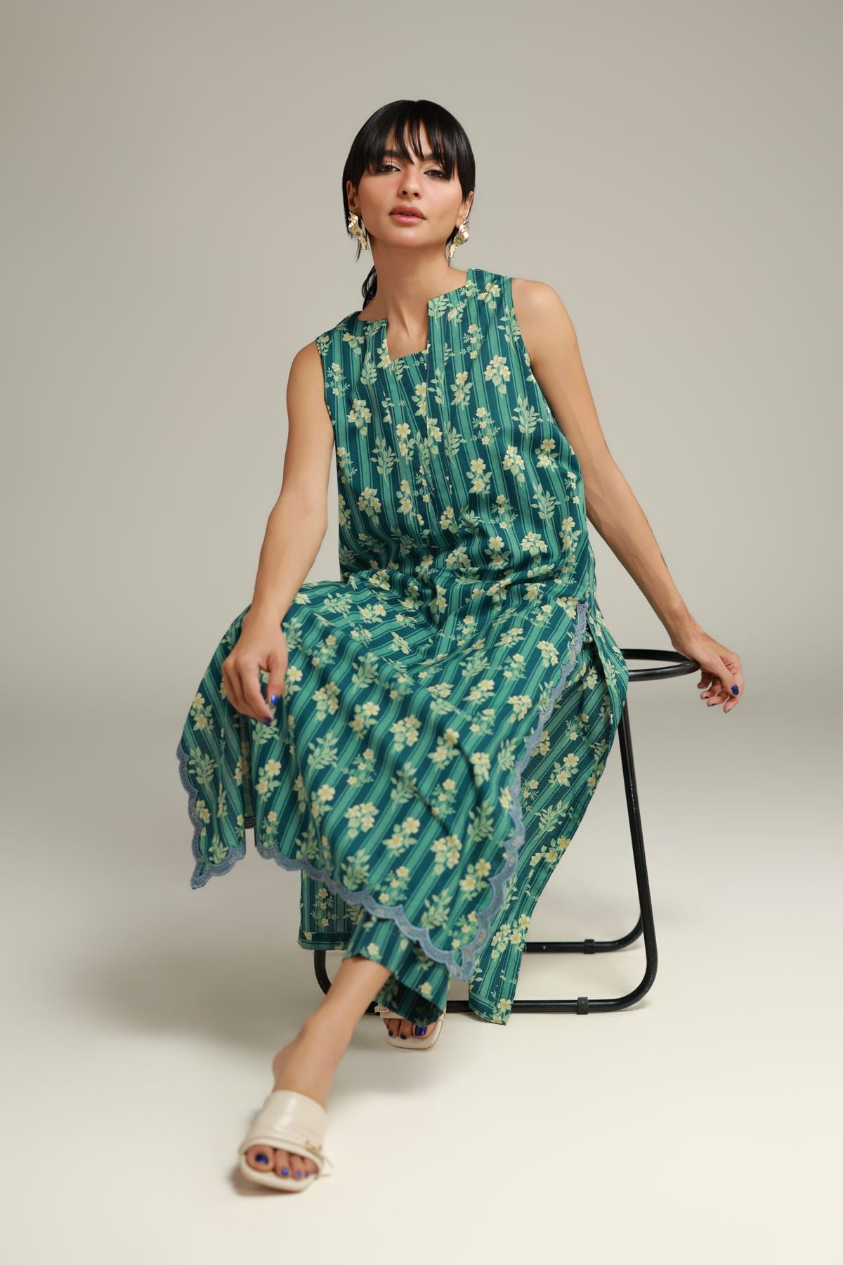 Embroidered Cotton Dobby Teal Cotton Kurta - R-EKT24106-VG