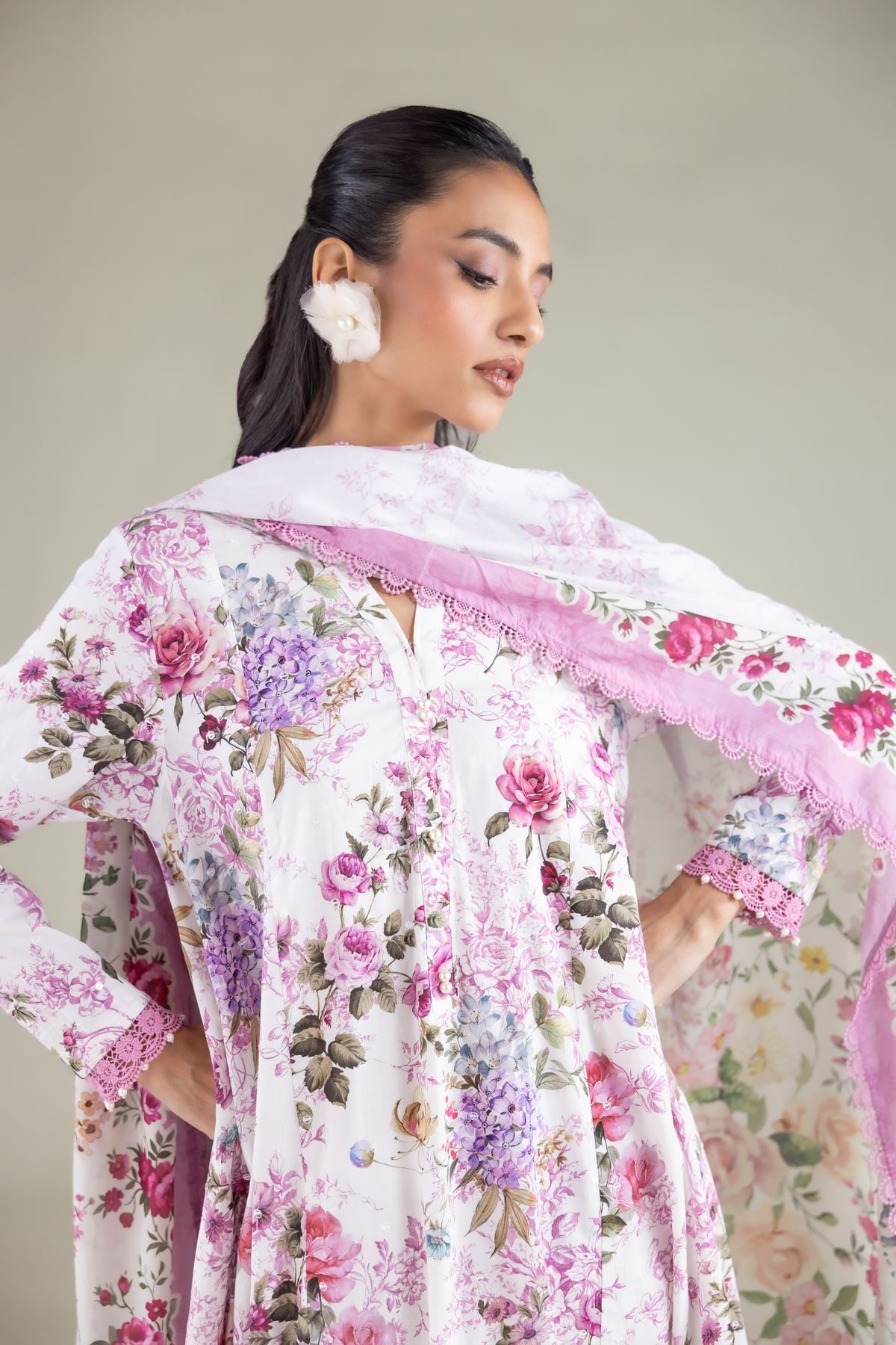 Embroidered Cambric Floral Longline Kurta - T-A22-26-105FD2-VG