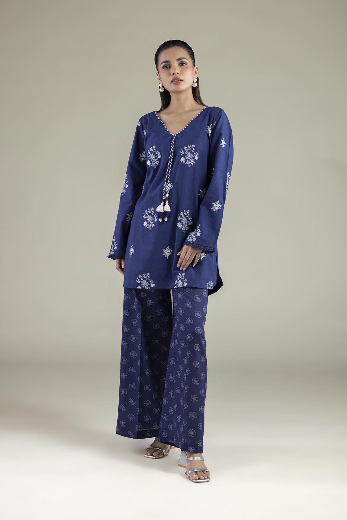 Embroidered Cambric Tailored 2-Piece Set - 2-26-301-B-F1-VG