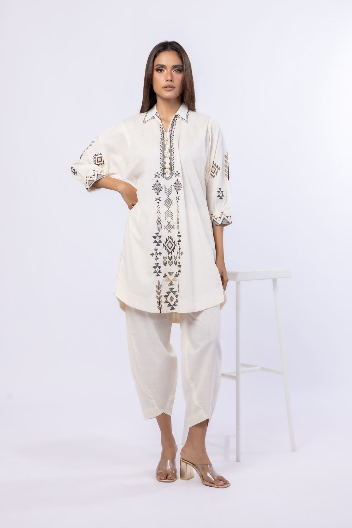 Embroidered Crosshatch Poplin Kurta - 25-04E43-01TB-VG