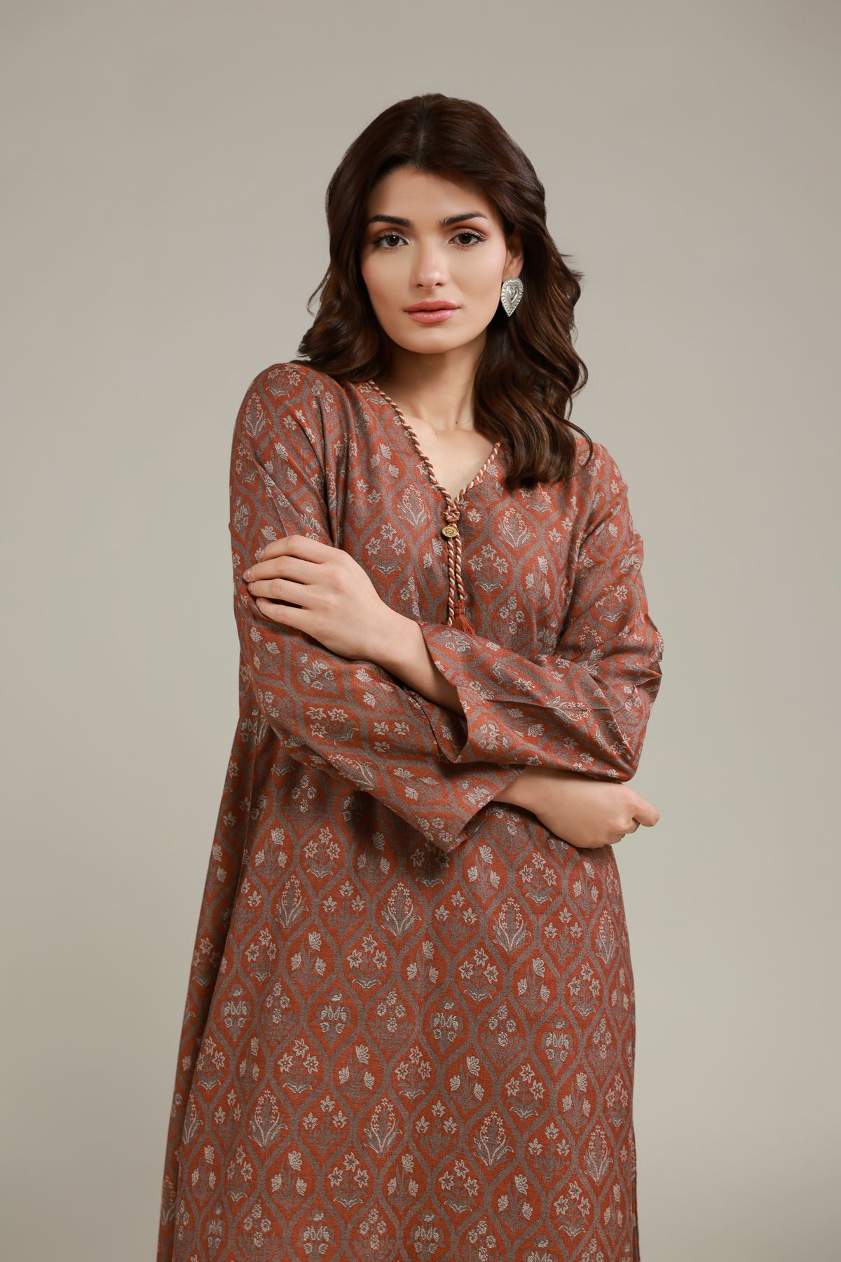 Dyed Jacquard Kurta - 25-10-11E9-07TB-VG