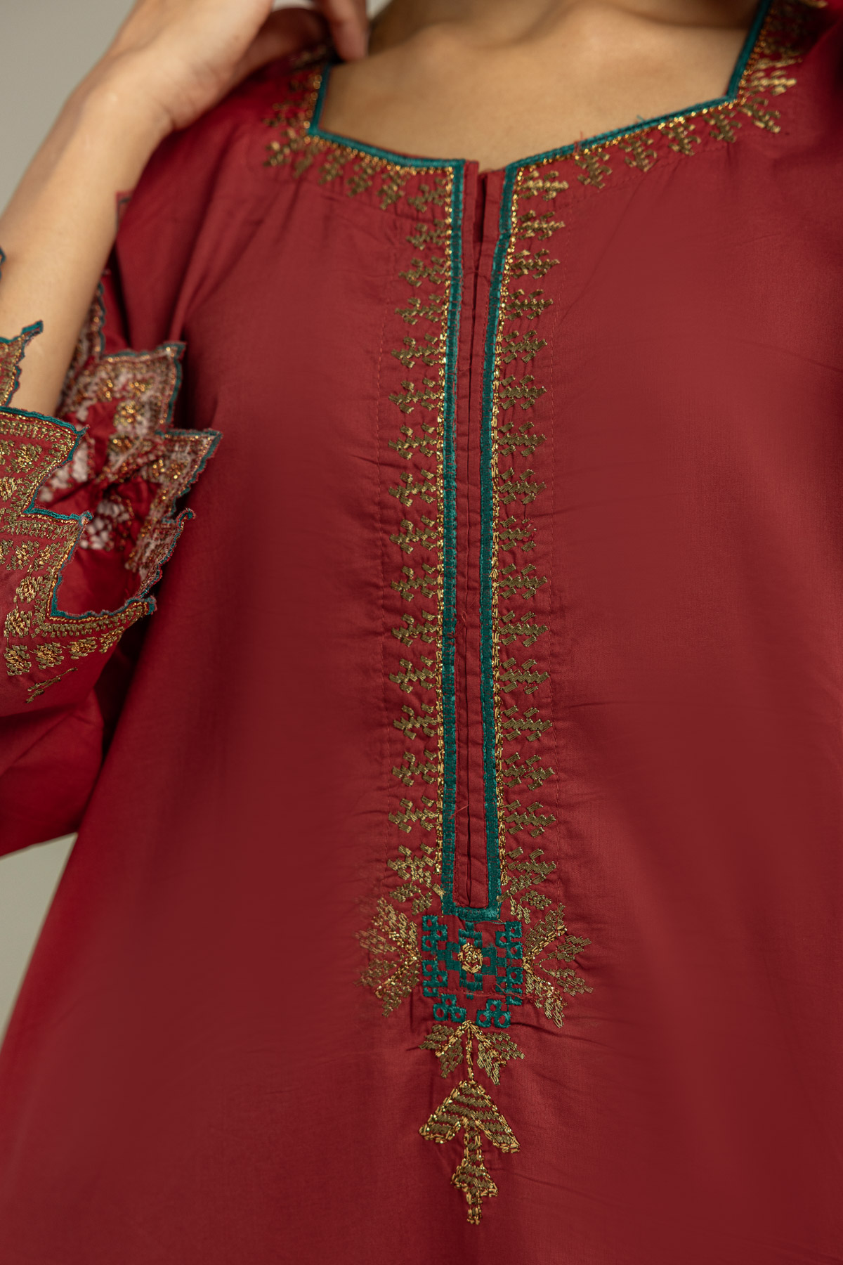 Embroidered Cambric Long Cambric Kurta - 1-26-102-A-F-VG