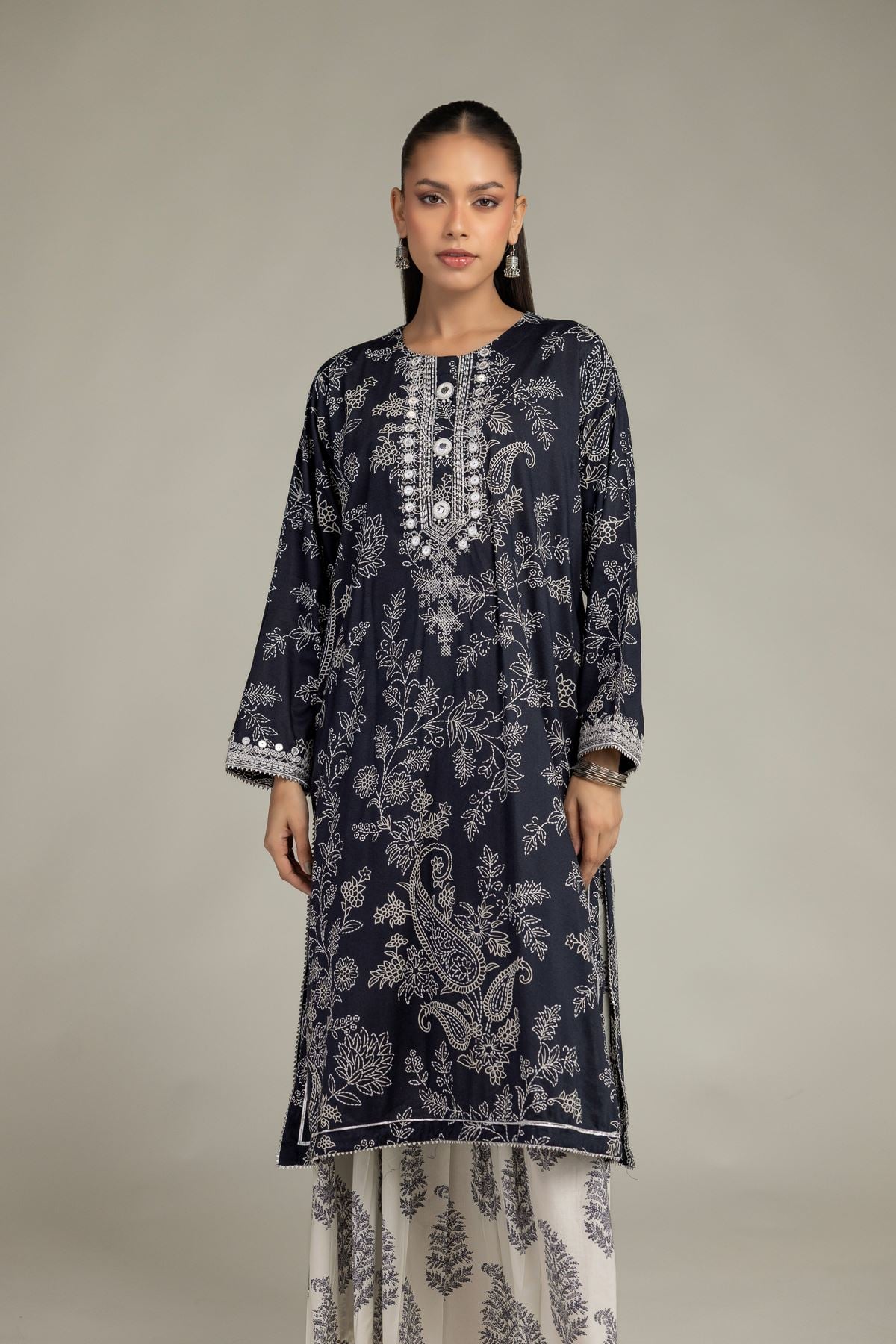 Embroidered Cotton Viscose Floral Paisley Kurta - T-A11-26-104FB2-VG