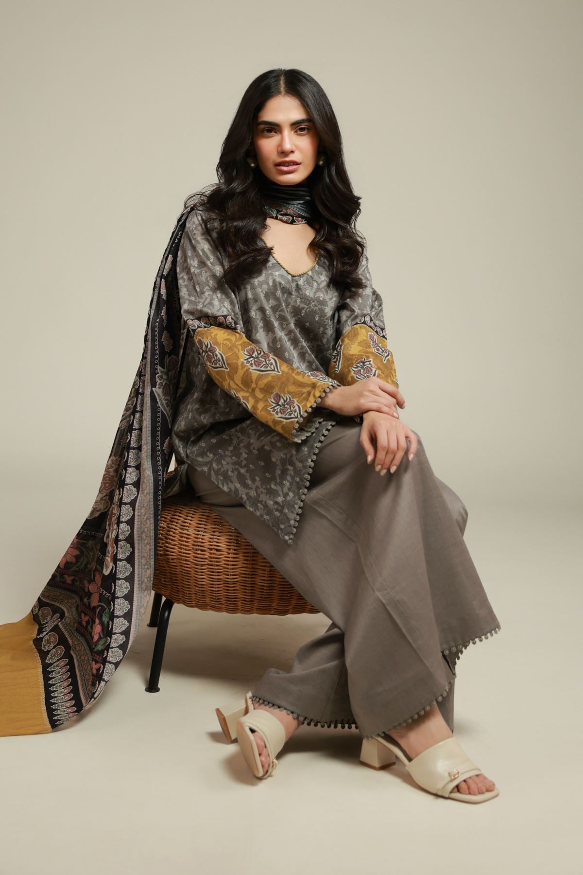 Printed Cambric Cambric Tailored 3-Piece - T-A22-26-110FF2-VG