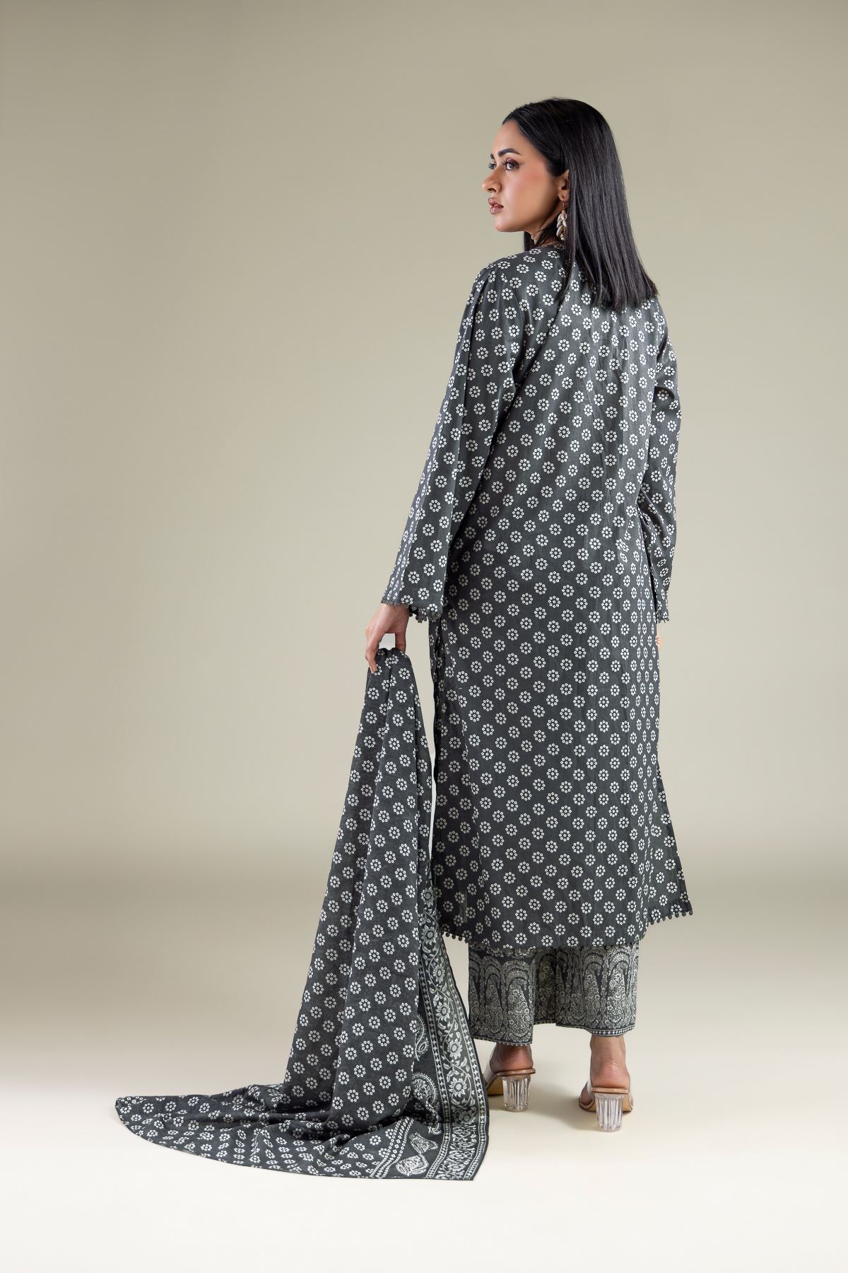 Embroidered Lawn Tailored 3-Piece Lawn - T-A11-26-111FD1-VG