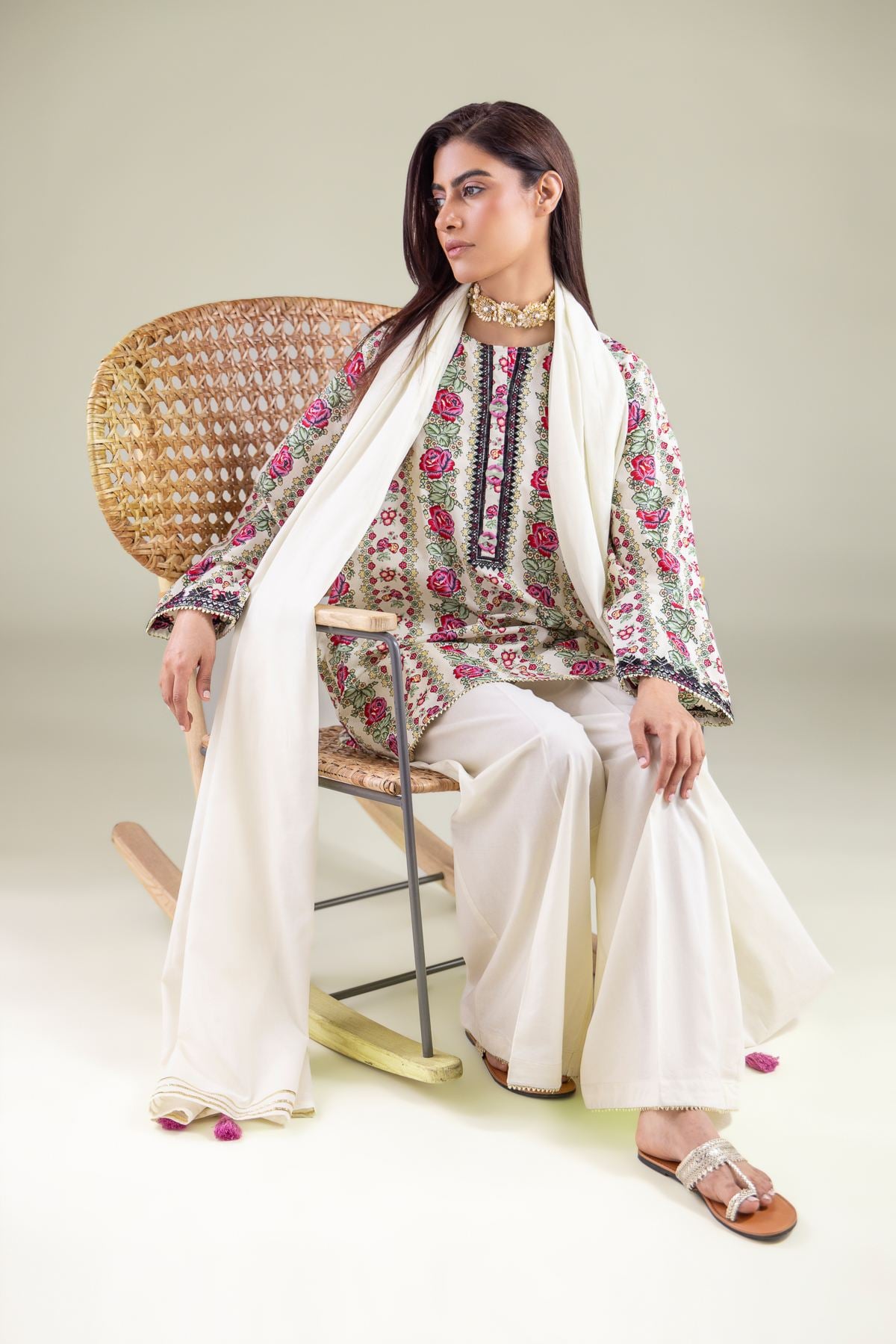 Embroidered Lawn Dupatta - 1-26-122-A-G-VG