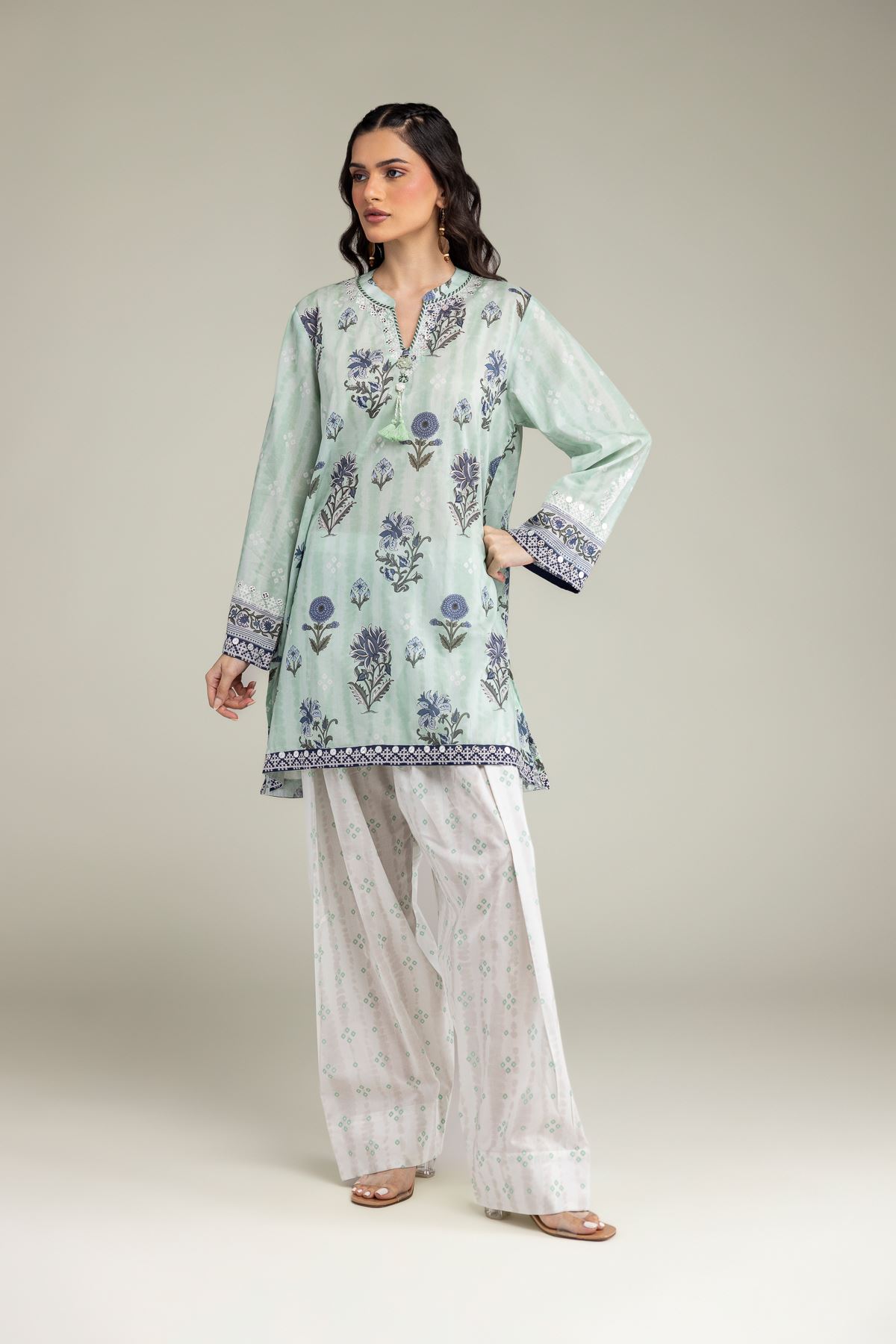 Embroidered Lawn Tailored 2-Piece Lawn - 1-26-102-A-F-VG