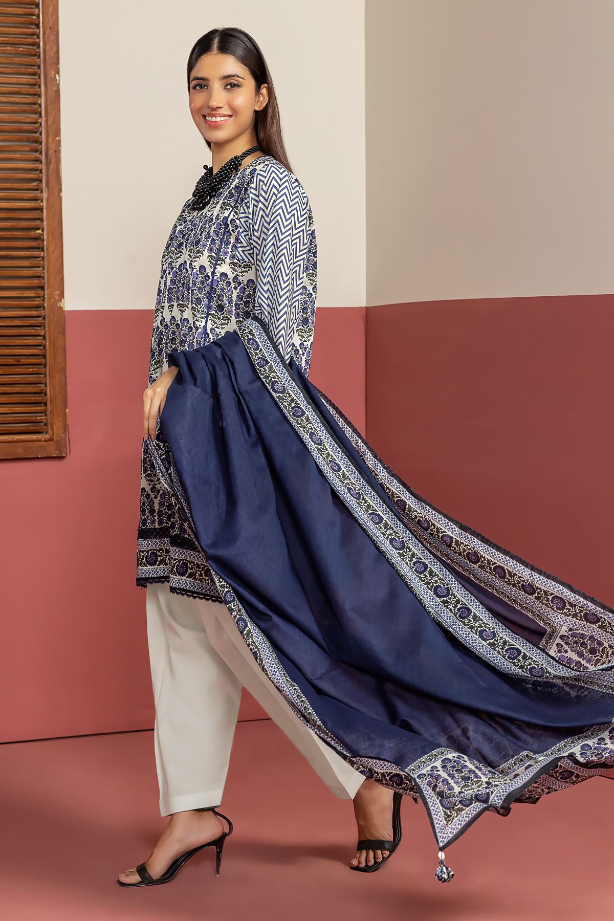 ギャッベ Made in Pakistan Pakistani