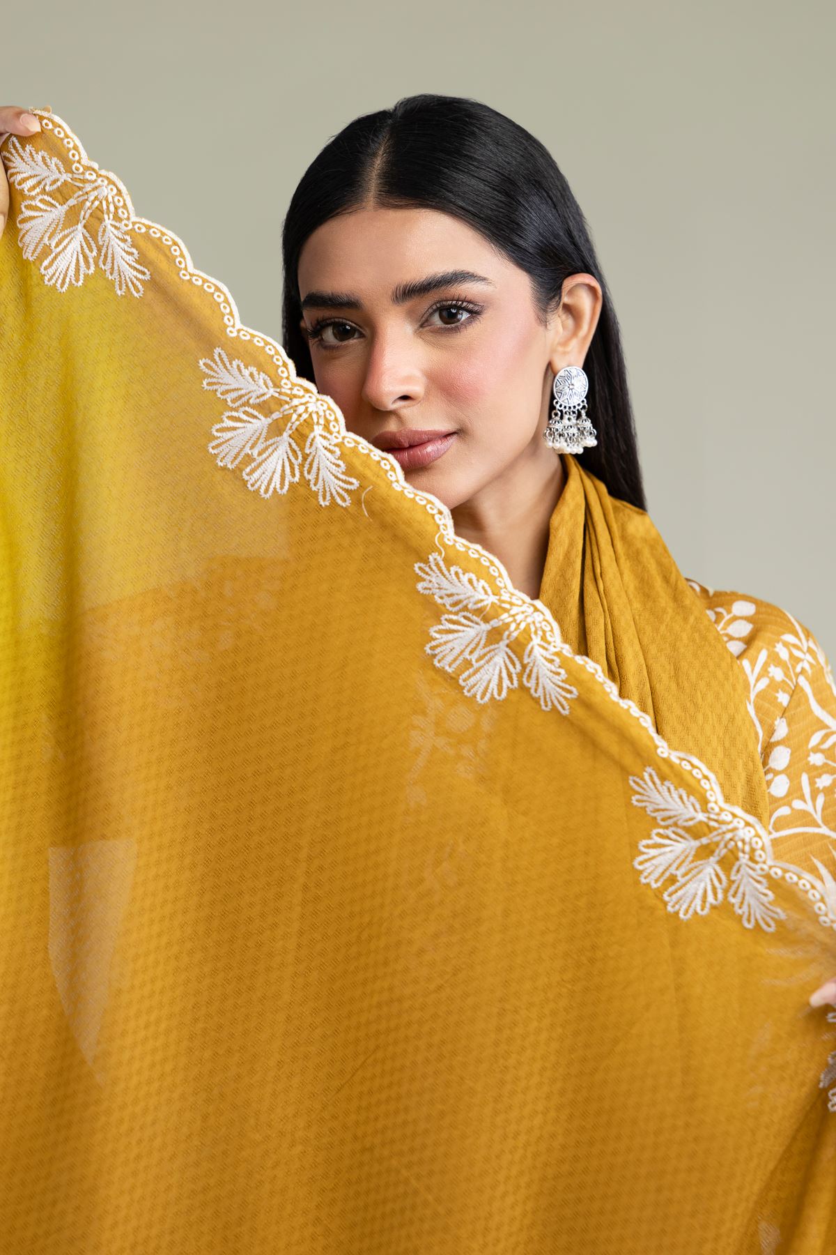 Embroidered Lawn Lawn Dupatta - 25-09-12E2-03TA-VG