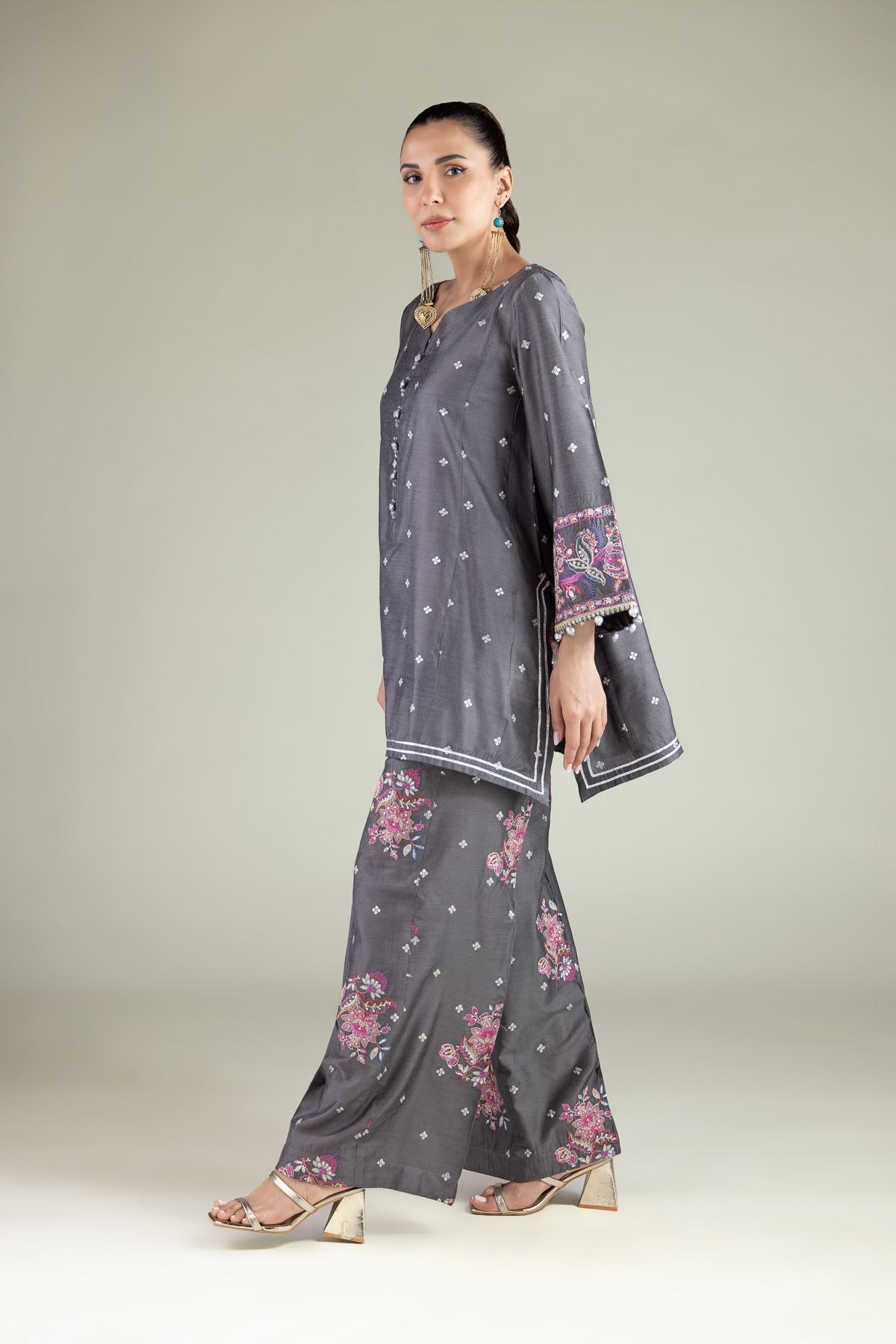 Embroidered Raw Silk Geometric Embroidered Kurta - 1-26-115-A-C-VG