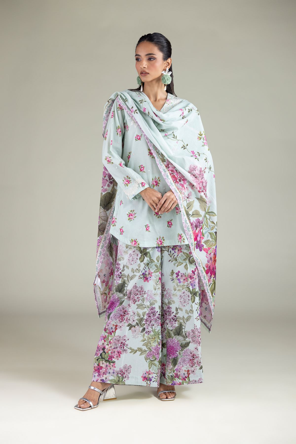 Embroidered Lawn Floral Lace Dupatta - 1-26-117-A-C-VG