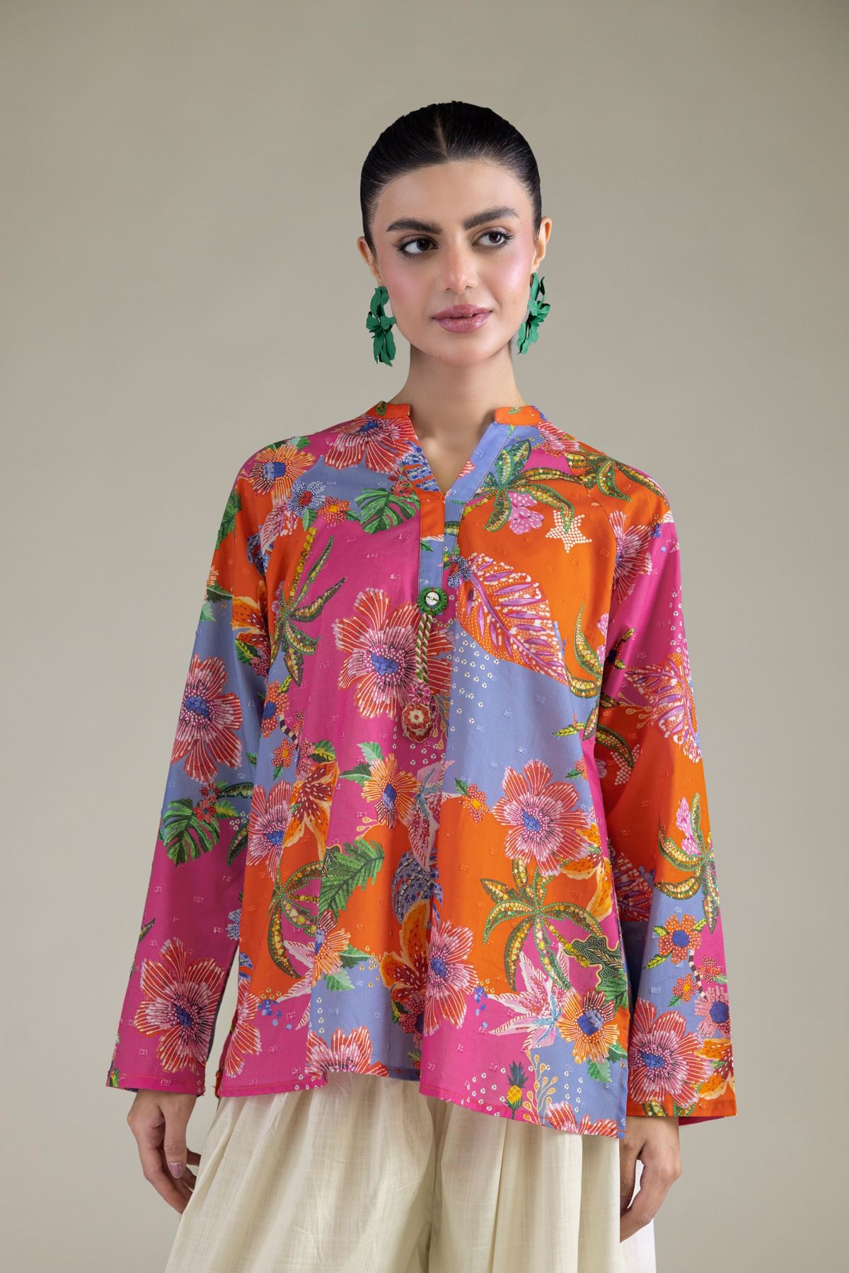 Embroidered Cambric Short Band-Collar Shirt - 3-26-203-A-H1-VG