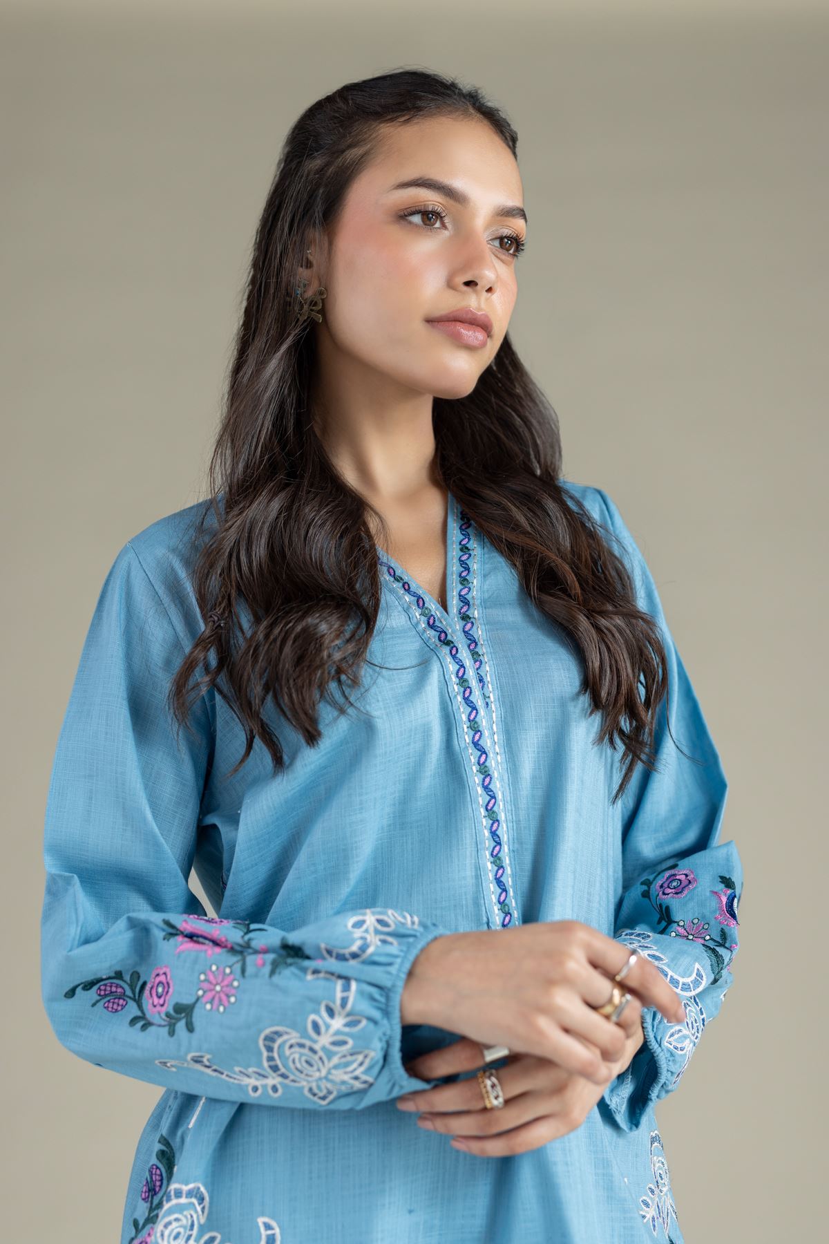 Embroidered Heavy Textured Cotton Kurta - 25-10-11E9-07TB-VG