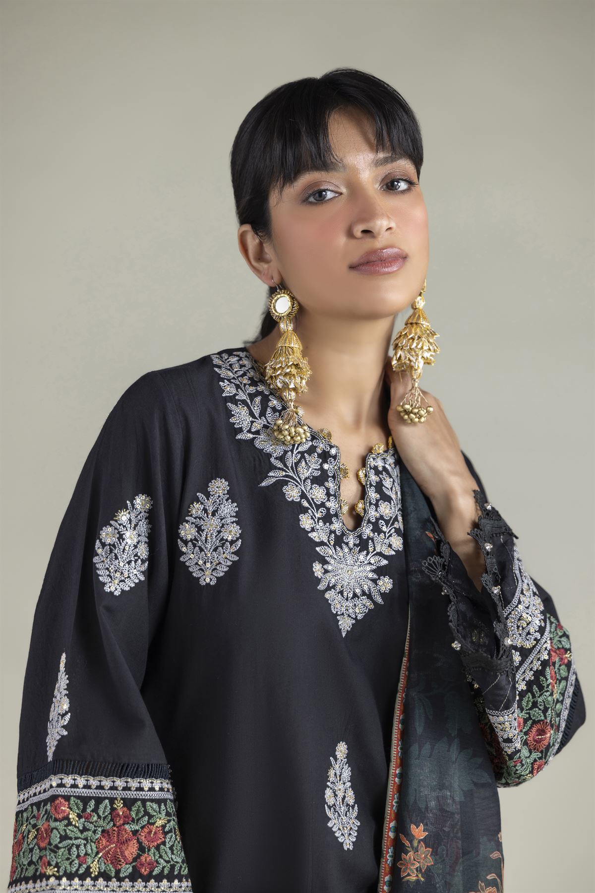 Embroidered Cambric Fabrics 3 Piece - T-A33-26-206FG2-VG