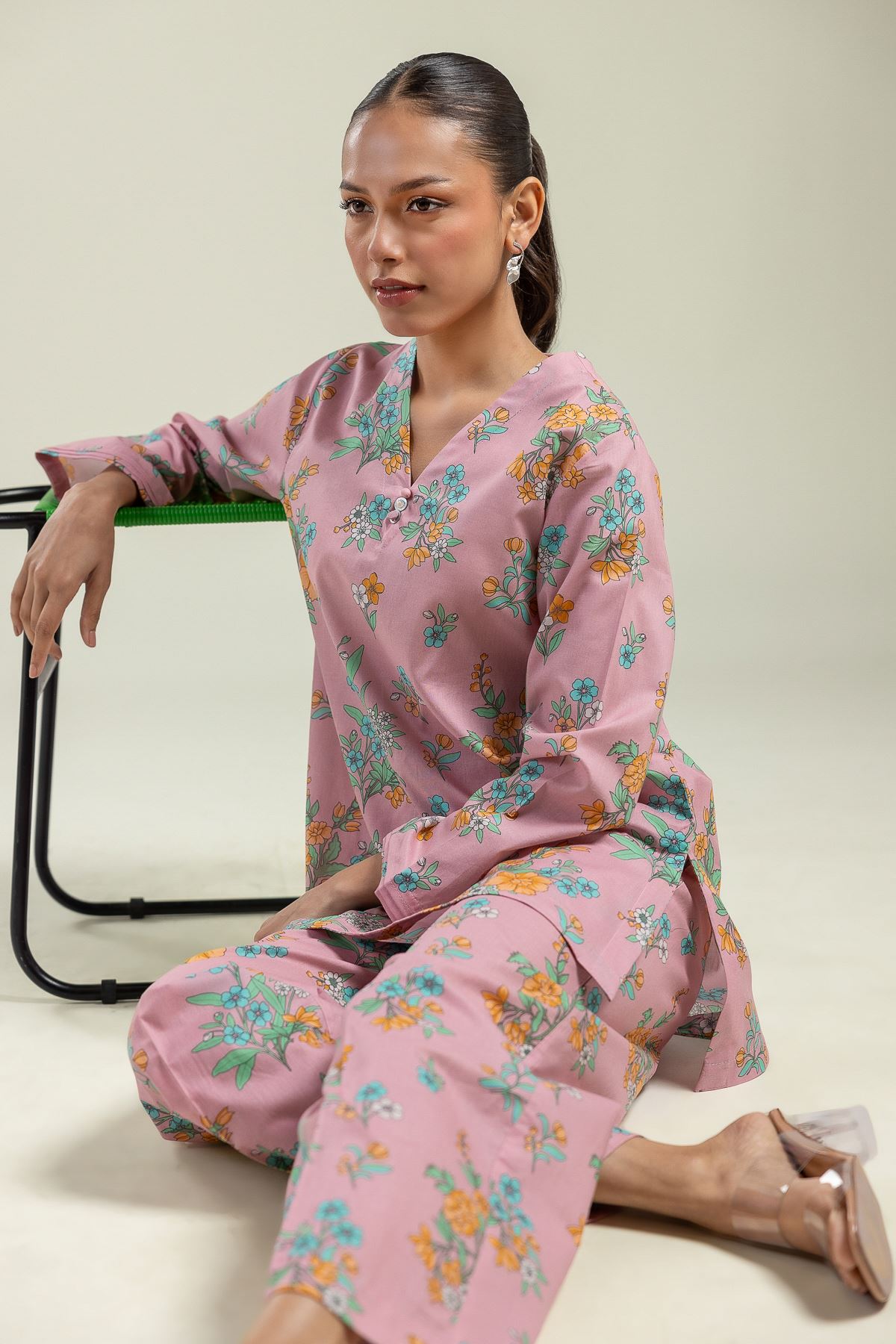 Printed Cambric Floral V-Neck Kurta - 1-26-201-A-C-VG