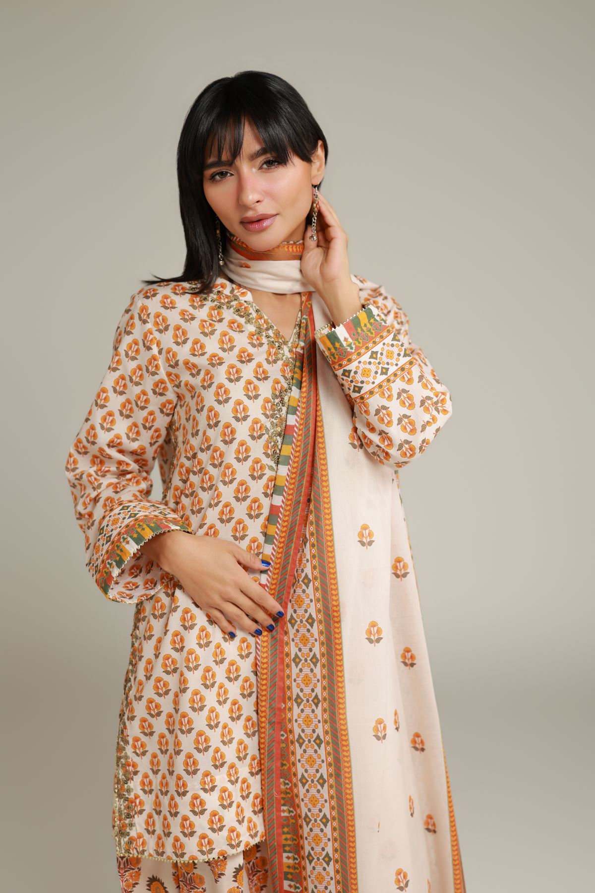 Embroidered Lawn Floral Lawn Dupatta - 1-26-138-A-E-VG