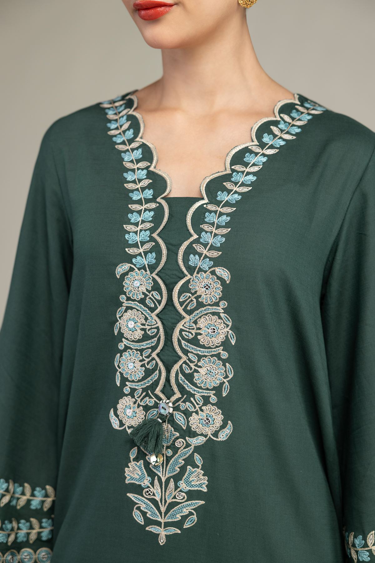 Embroidered Raw Silk Green Floral Kurta - 2-26-201-A-C-VG