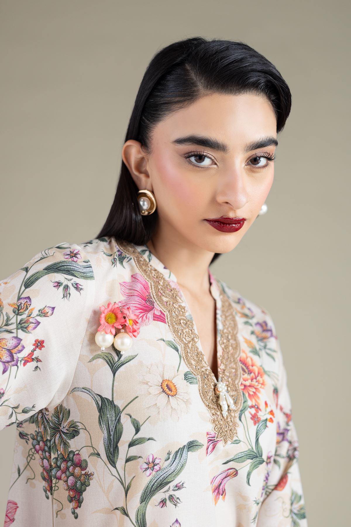 Embroidered Mesuri Kurta - 25-10-12E11-07TA-VG