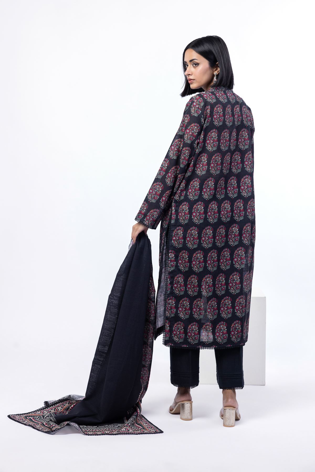 Printed Light Khaddar Fabrics 3 Piece - LKW23A-VG