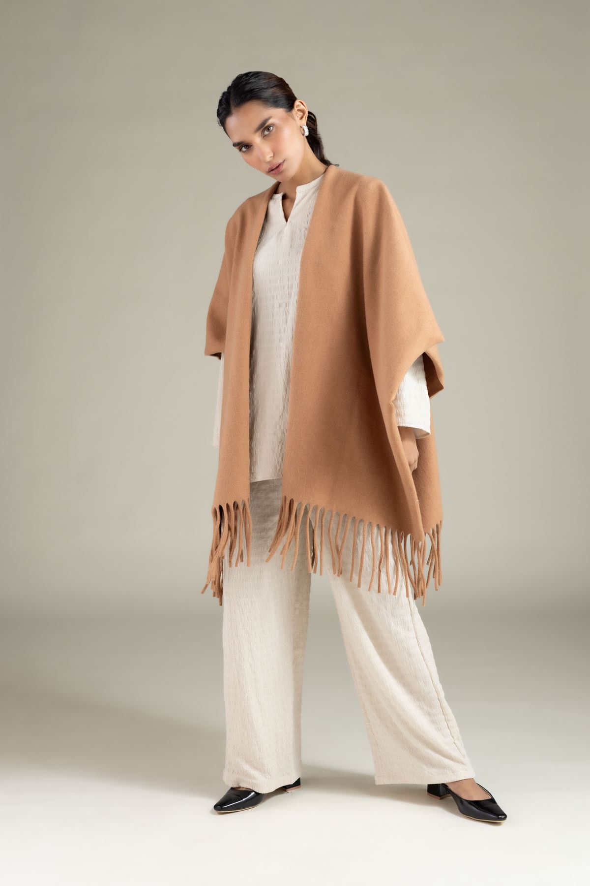 Dyed Blended Acrylic Cape - 25-09-11W3-07SA-VG