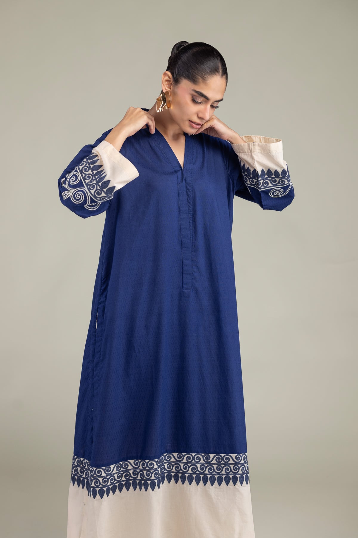 Embroidered Cotton Dobby Cotton Navy Kurta - 1-26-102-A-F-VG
