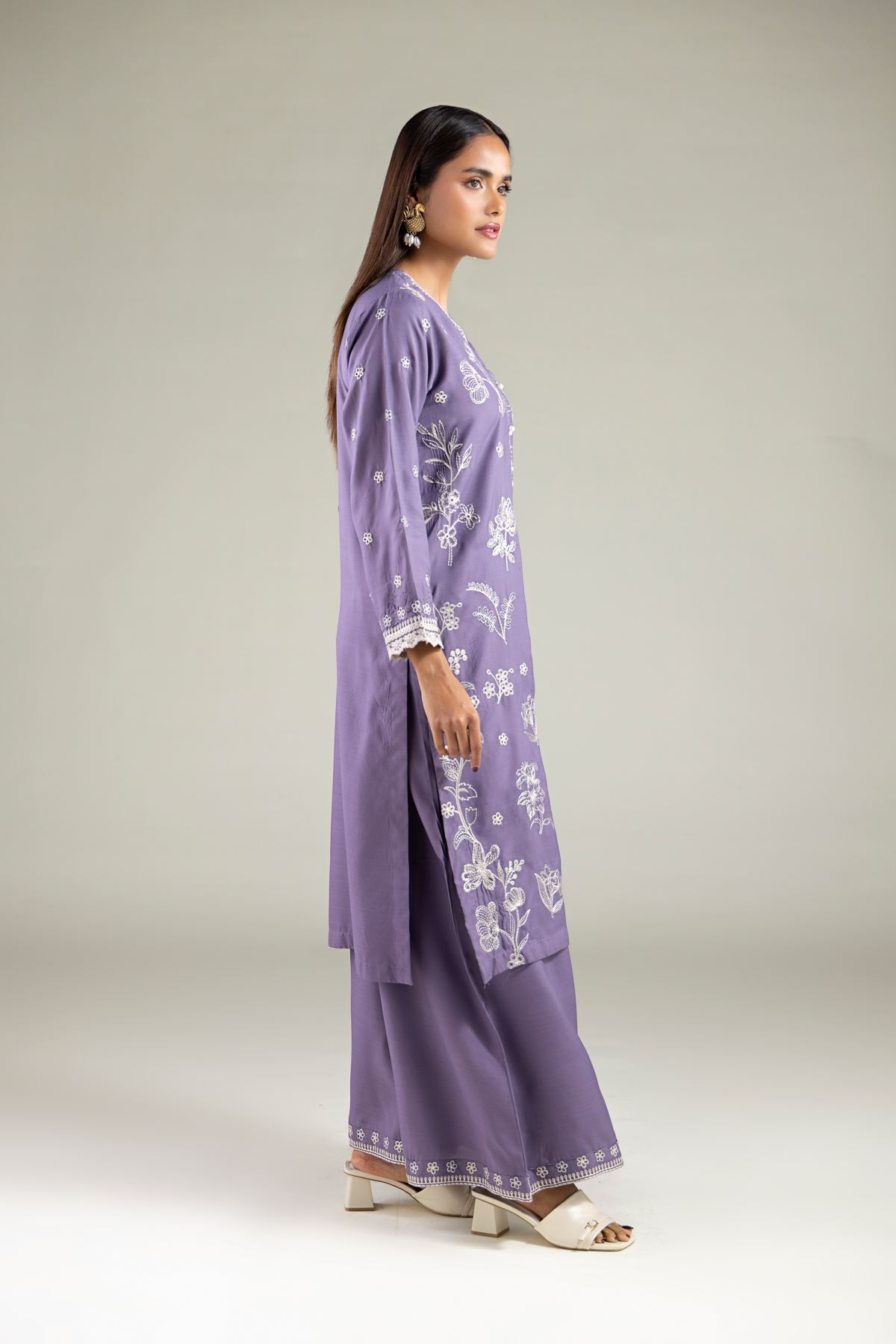 Embroidered Raw Silk Floral V-Neck Kurta - 2-26-102-A-H-VG