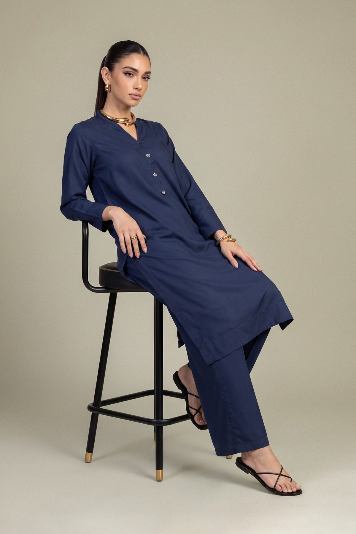 Dyed Raw Silk Navy V-Neck Kurta - 1-26-408-A-A1-VG