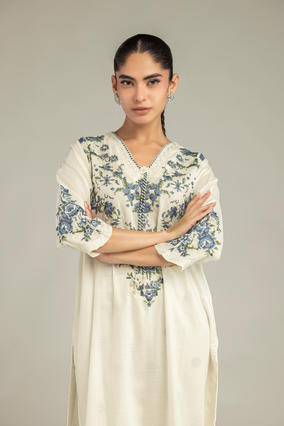 Embroidered Raw Silk Floral Silk Kurta - A22-26-214FH1-VG