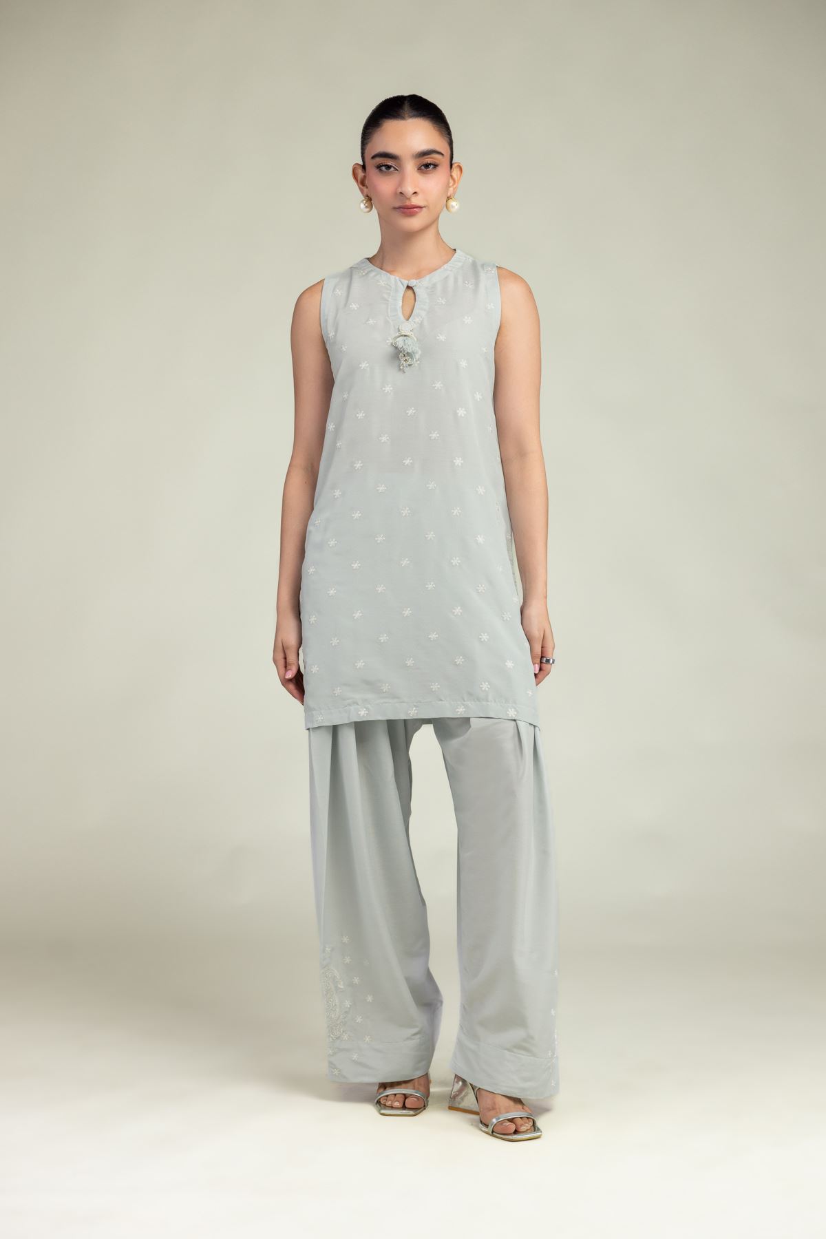 Embroidered Arabic Lawn Floral Lawn Shalwar - 8-26-210-A-A1-VG