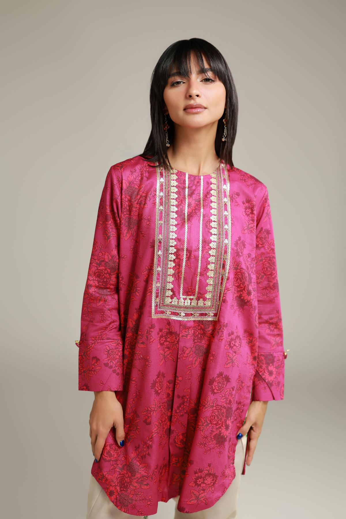 Embroidered Cambric Cambric Round-Neck Kurta - T-A113-26-105EA2-VG