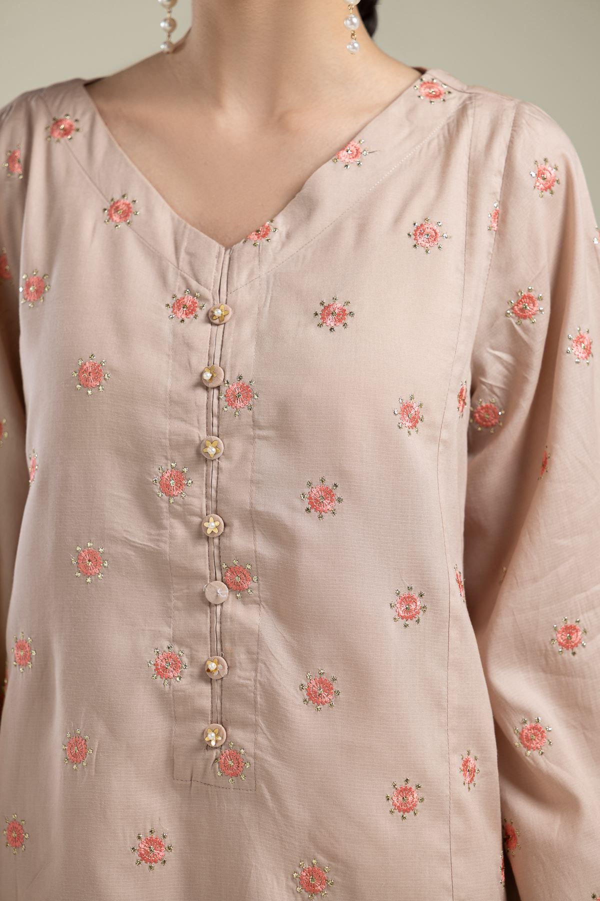 Embroidered Textured Weave Floral V-Neck Kurta - 2-26-202-A-E-VG