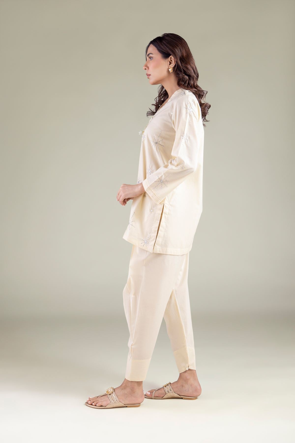Embroidered Cambric Kurta - 1-26-127-A-E-VG