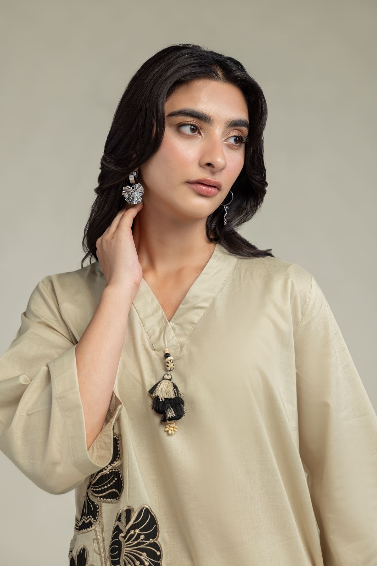 Cambric Floral Beige Kurta - T-A33-26-205FG2-VG