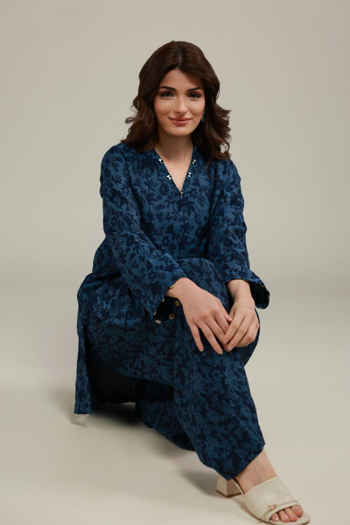 Dyed Jacquard Kurta - 25-09-11E3-07TA-VG