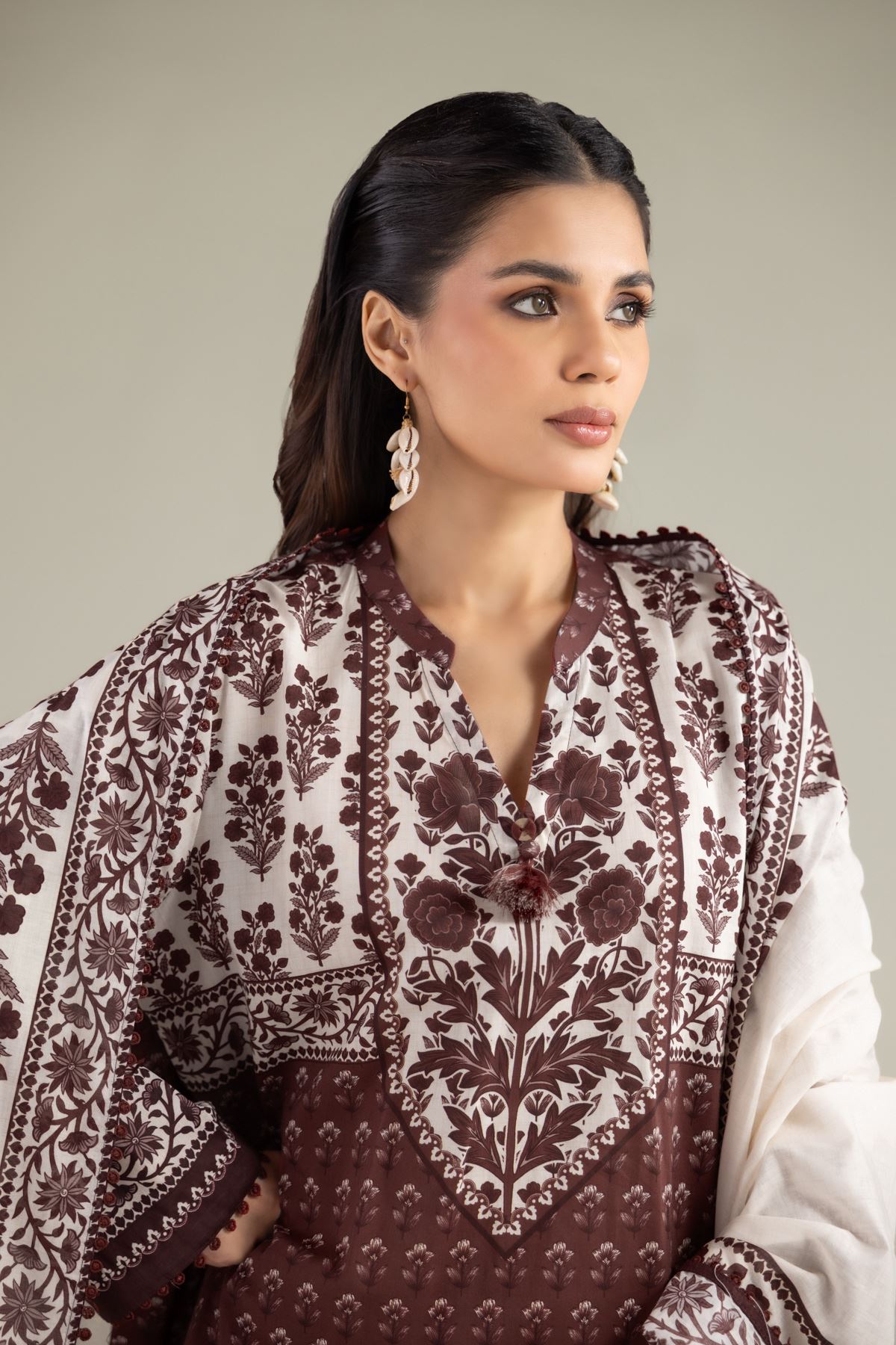 Printed Lawn Fabrics 3 Piece - A22-26-218FJ1-VG