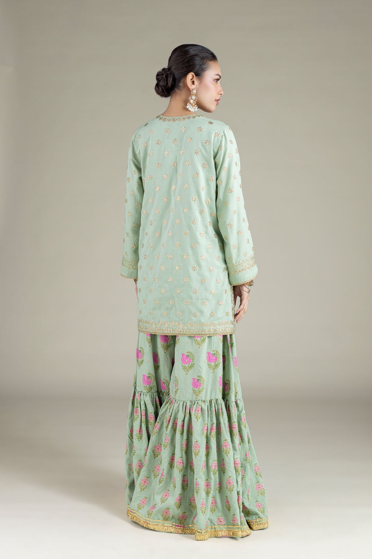 Embroidered Raw Silk Kurta - 25-09-11E3-07TA-VG
