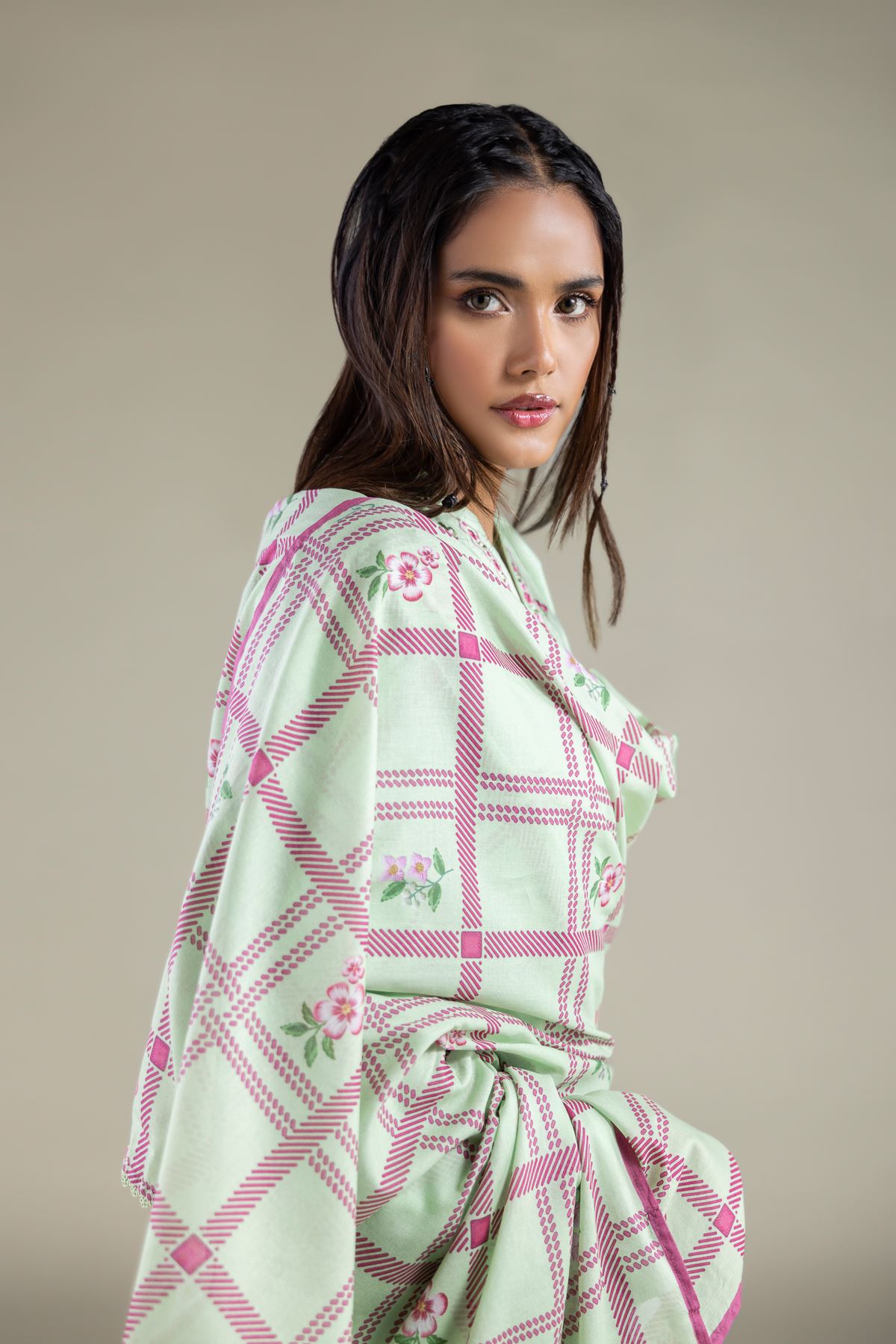 Embroidered Lawn Floral Geometric Dupatta - 1-26-119-C-G-VG