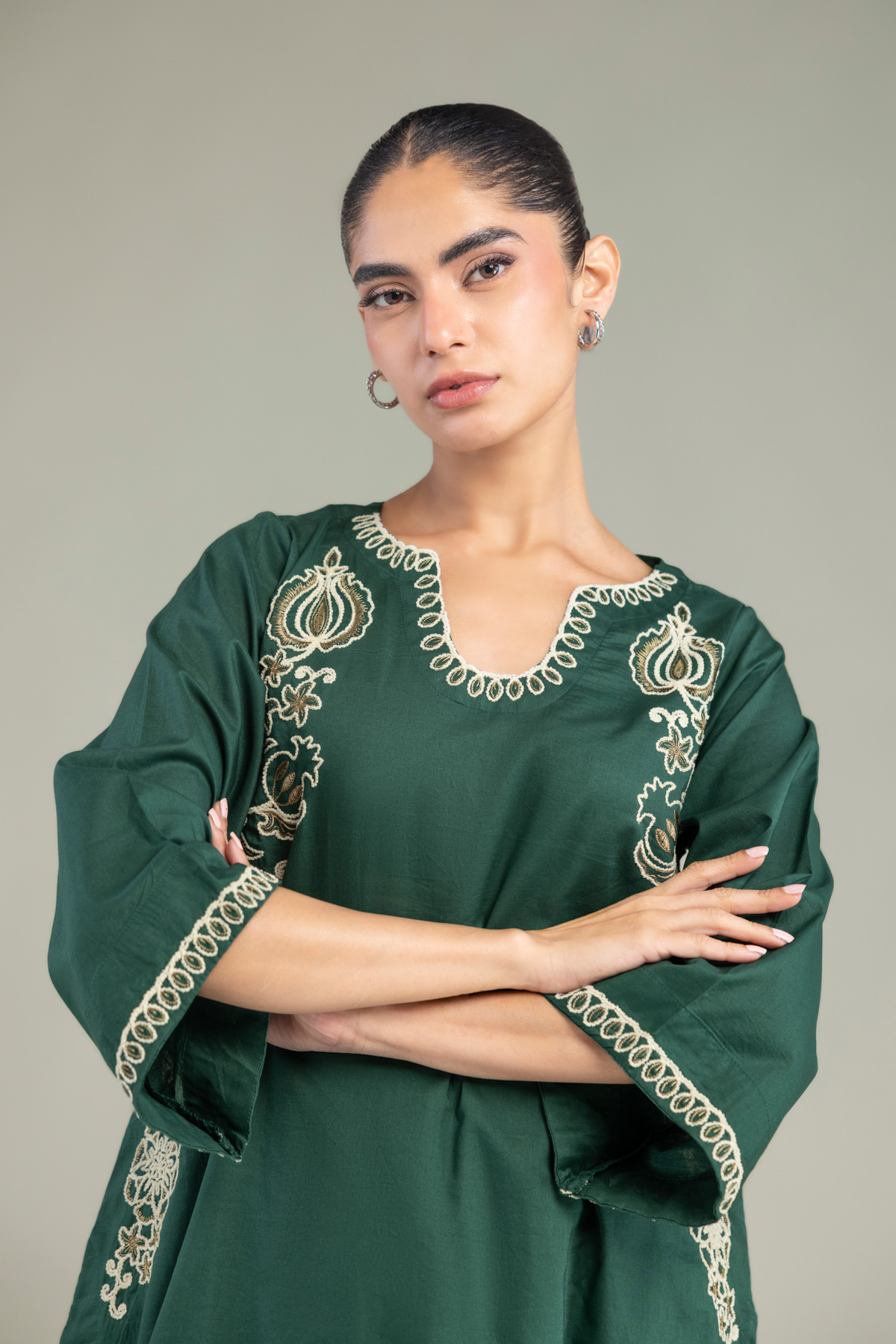 Embroidered Cambric V-Neck Green Kurta - 1-26-102-A-F-VG