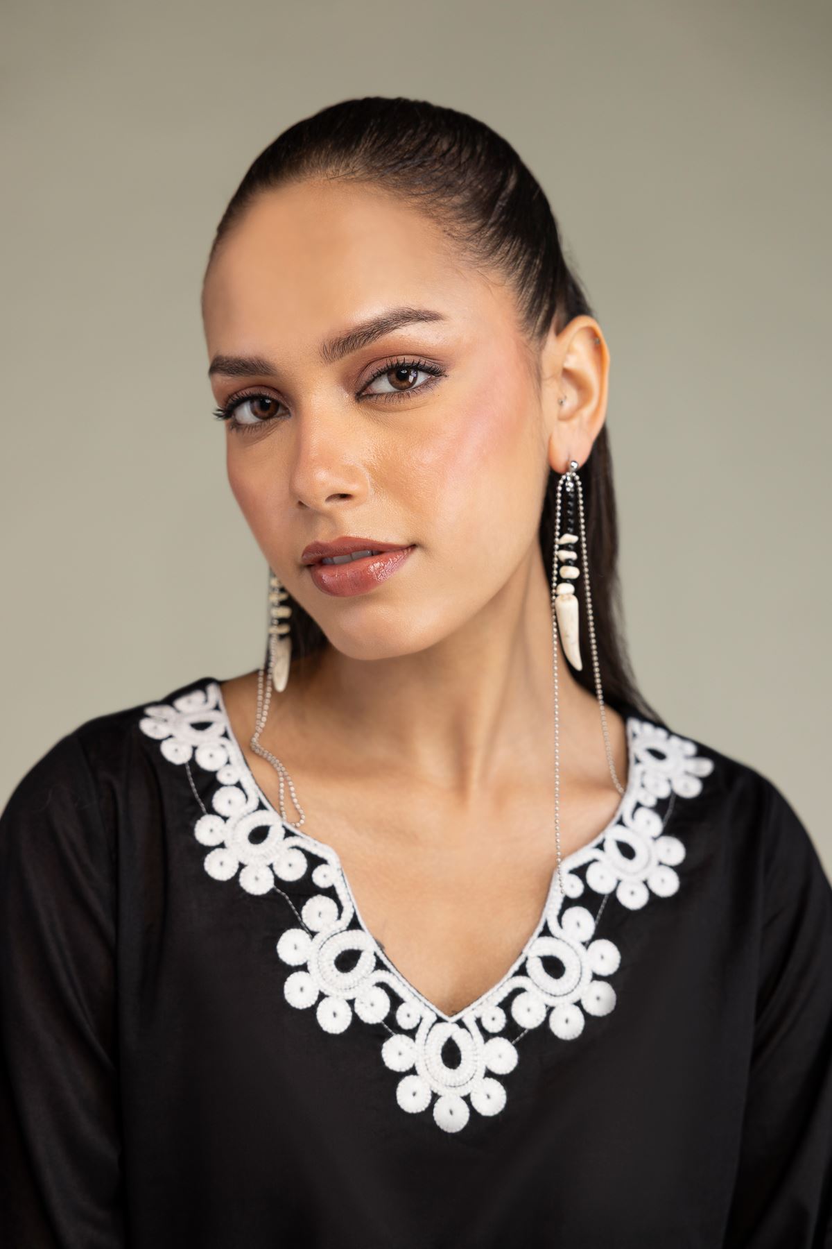 Embroidered Cambric Cambric Black Kurta - 12-26-301-A-E1-VG