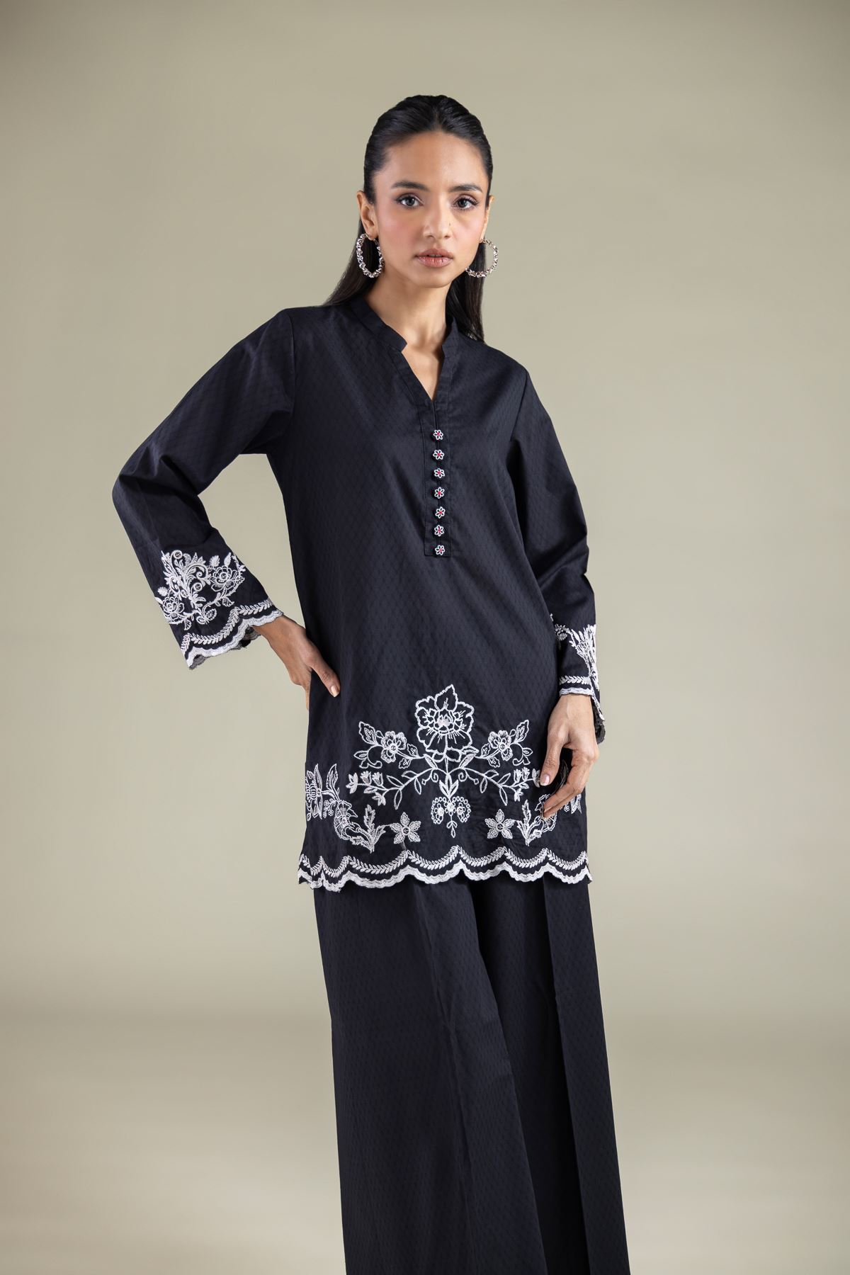 Embroidered Cotton Dobby V-neck Floral Kurta - 2-26-105-A-D-VG