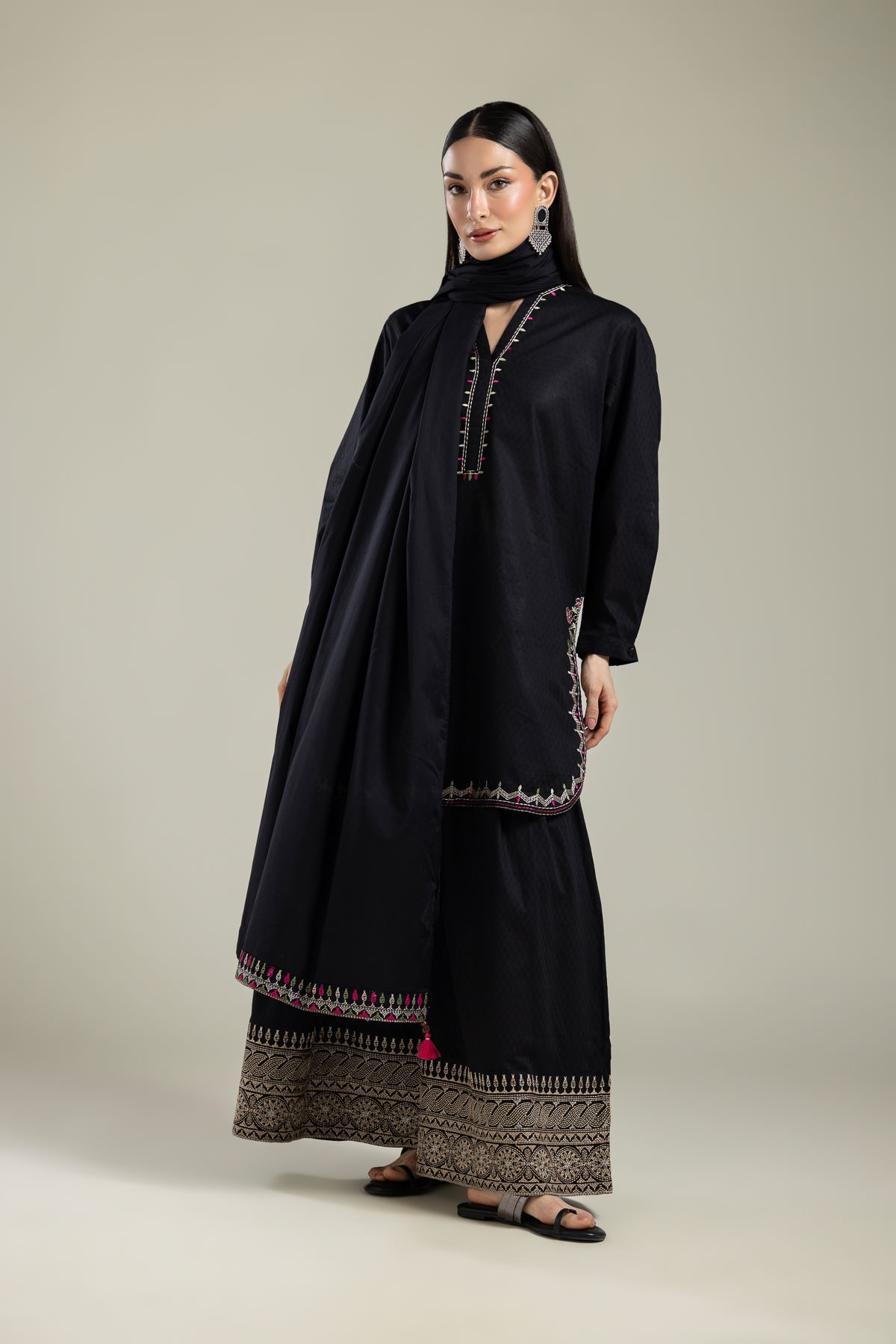 Embroidered Lawn Black Lawn Dupatta - 1-26-134-A-E-VG