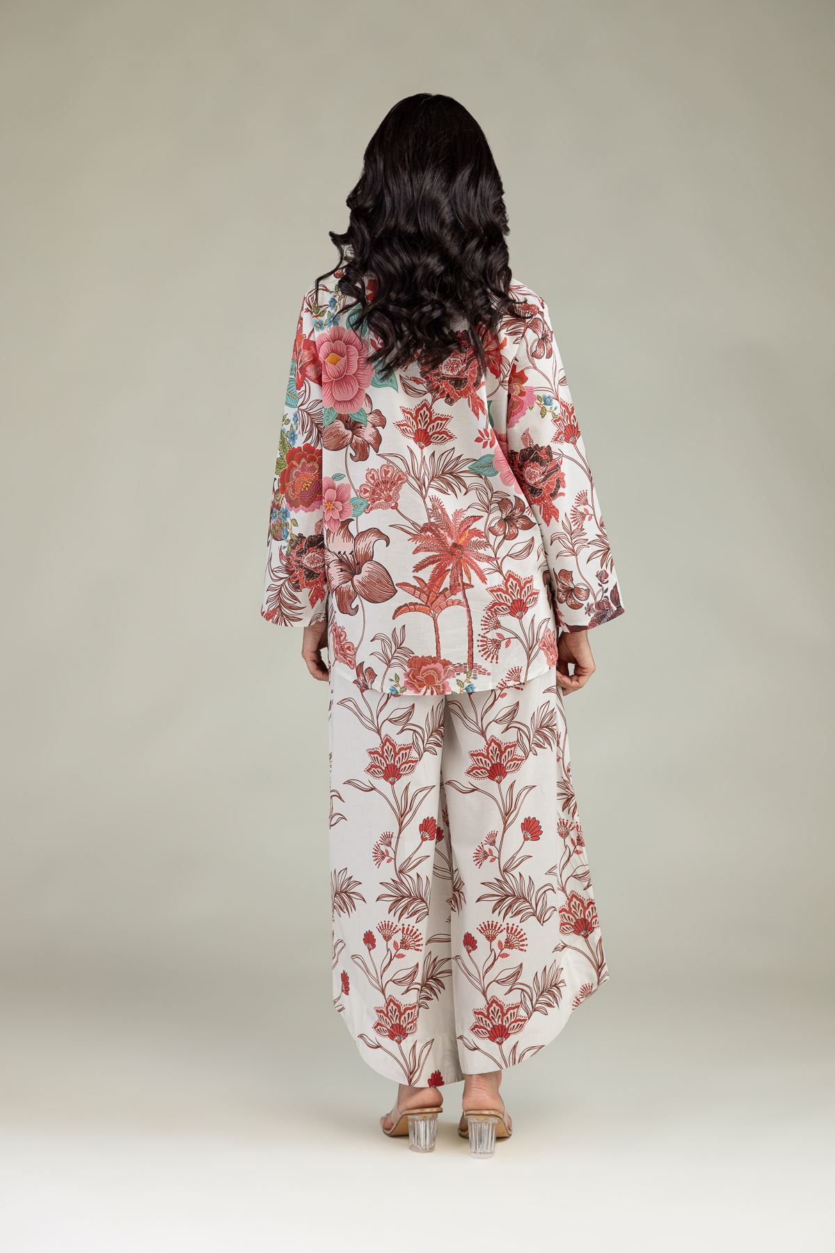 Printed Cambric Floral V-Neck Blouse - 1-26-229-B-F1-VG
