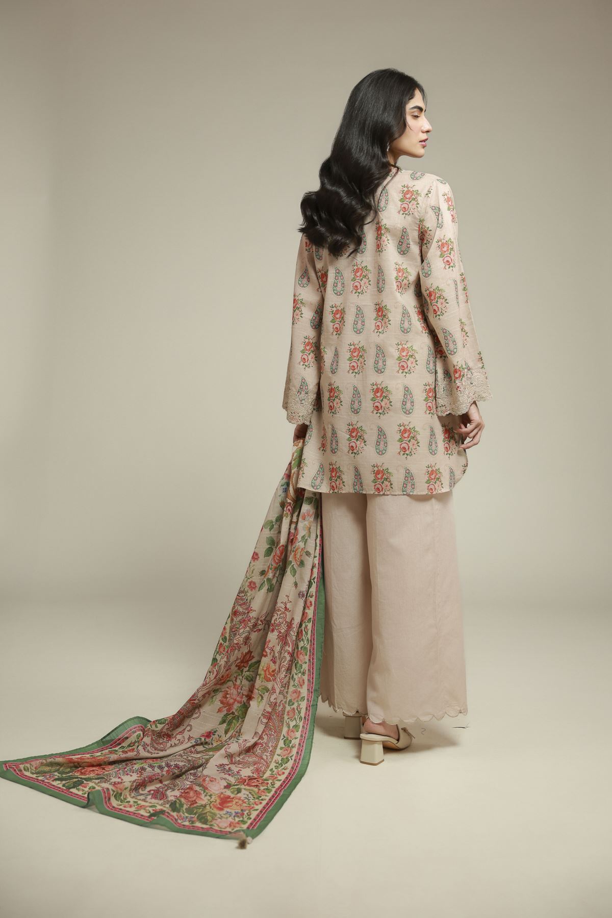 Embroidered Mesuri Floral Tailored Suit - T-A22-26-124FC1-VG