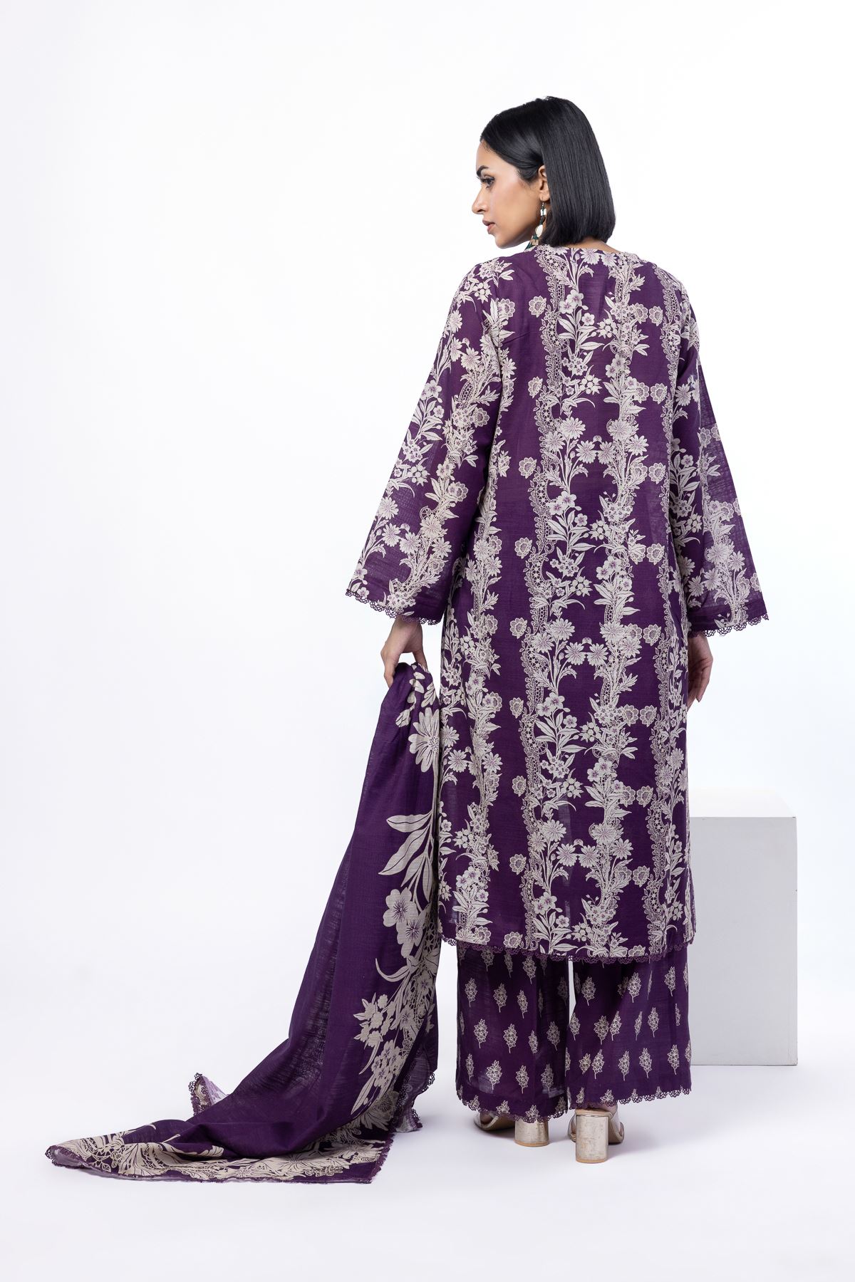 Printed Light Khaddar Fabrics 3 Piece - KW38A-VG