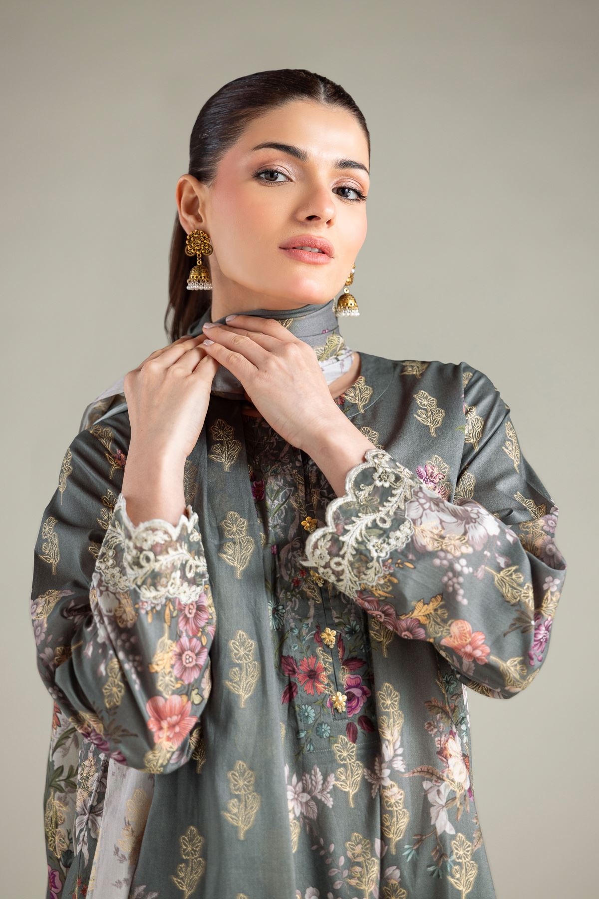 Embroidered Jacquard Tailored 3-Piece Jacquard - T-A11-26-104FA1-VG