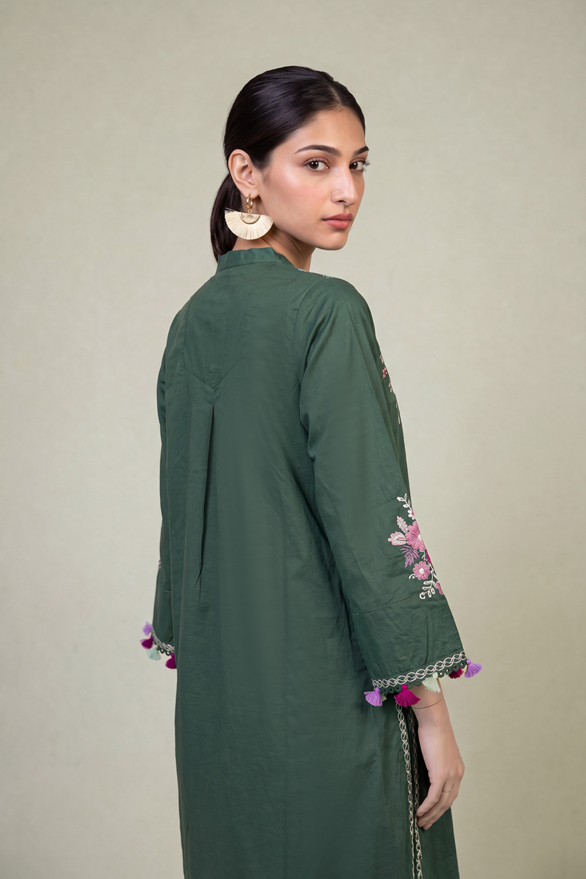 Embroidered Cambric Long Green Kurta - 1-26-250-B-H1-VG