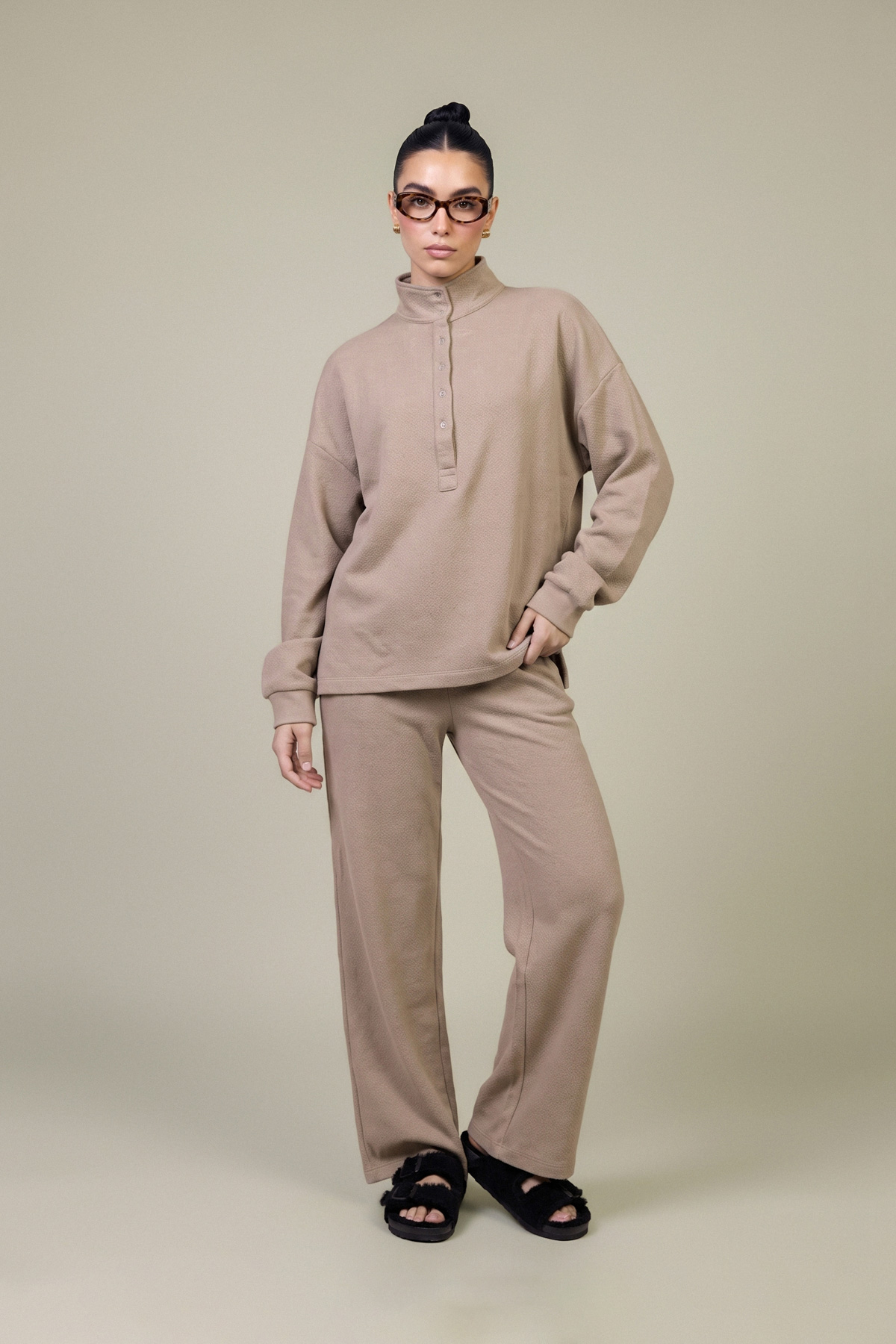 Dyed Textured Cotton Solid Cotton Sweatshirt - 2-26-308-A-G1-VG