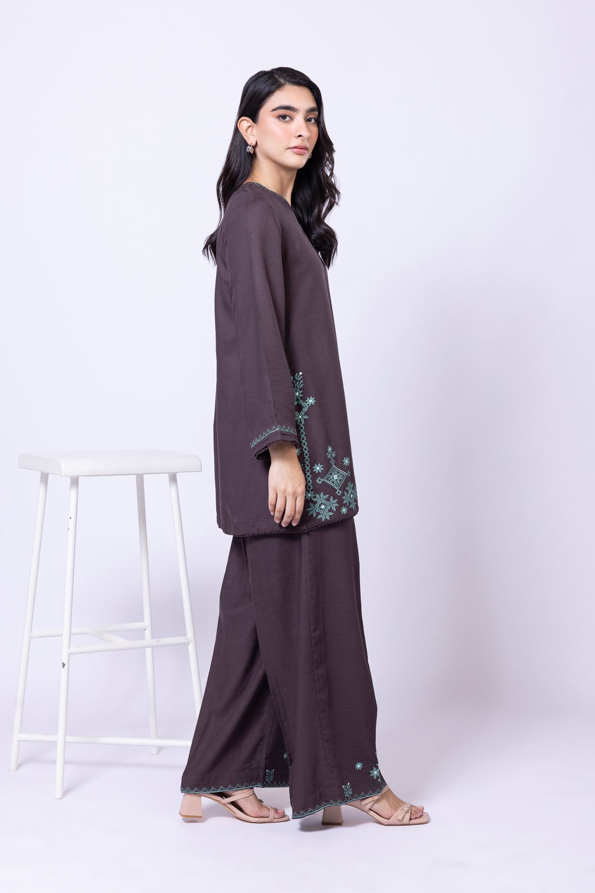 Embroidered Dull Raw Silk Pants - 25-08-8E4-02BA-VG