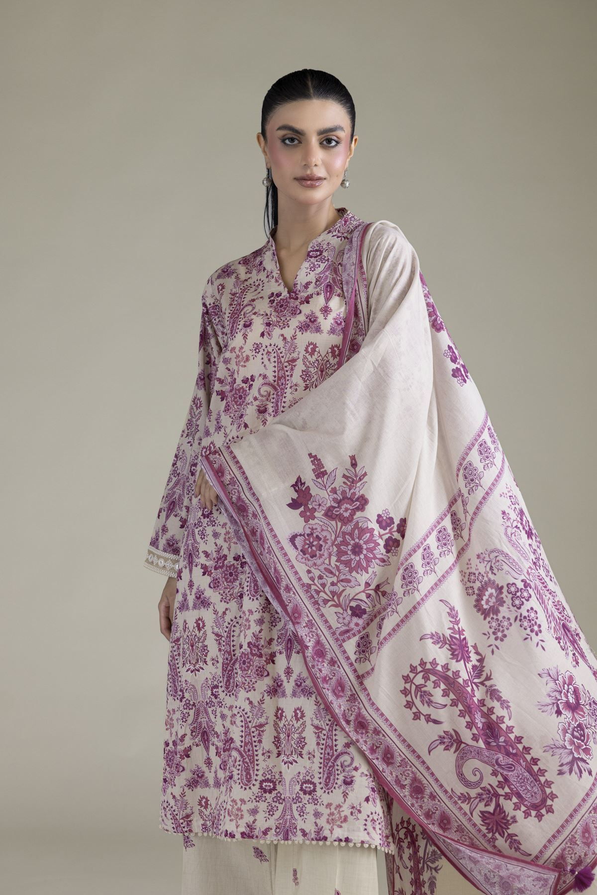 Embroidered Cambric Fabrics 3 Piece - A33-26-204FC1-VG