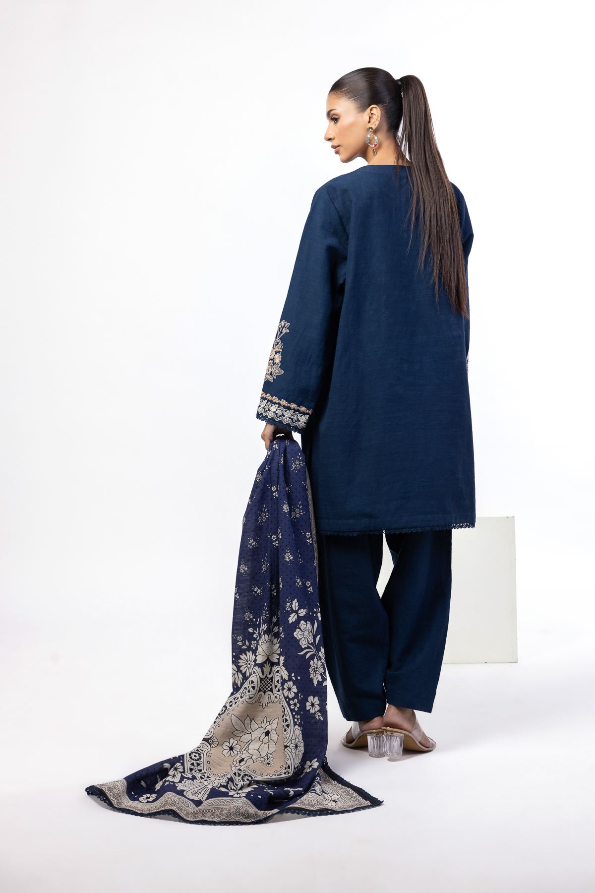 Embroidered Khaddar Tailored 3 Piece - KW32B-VG